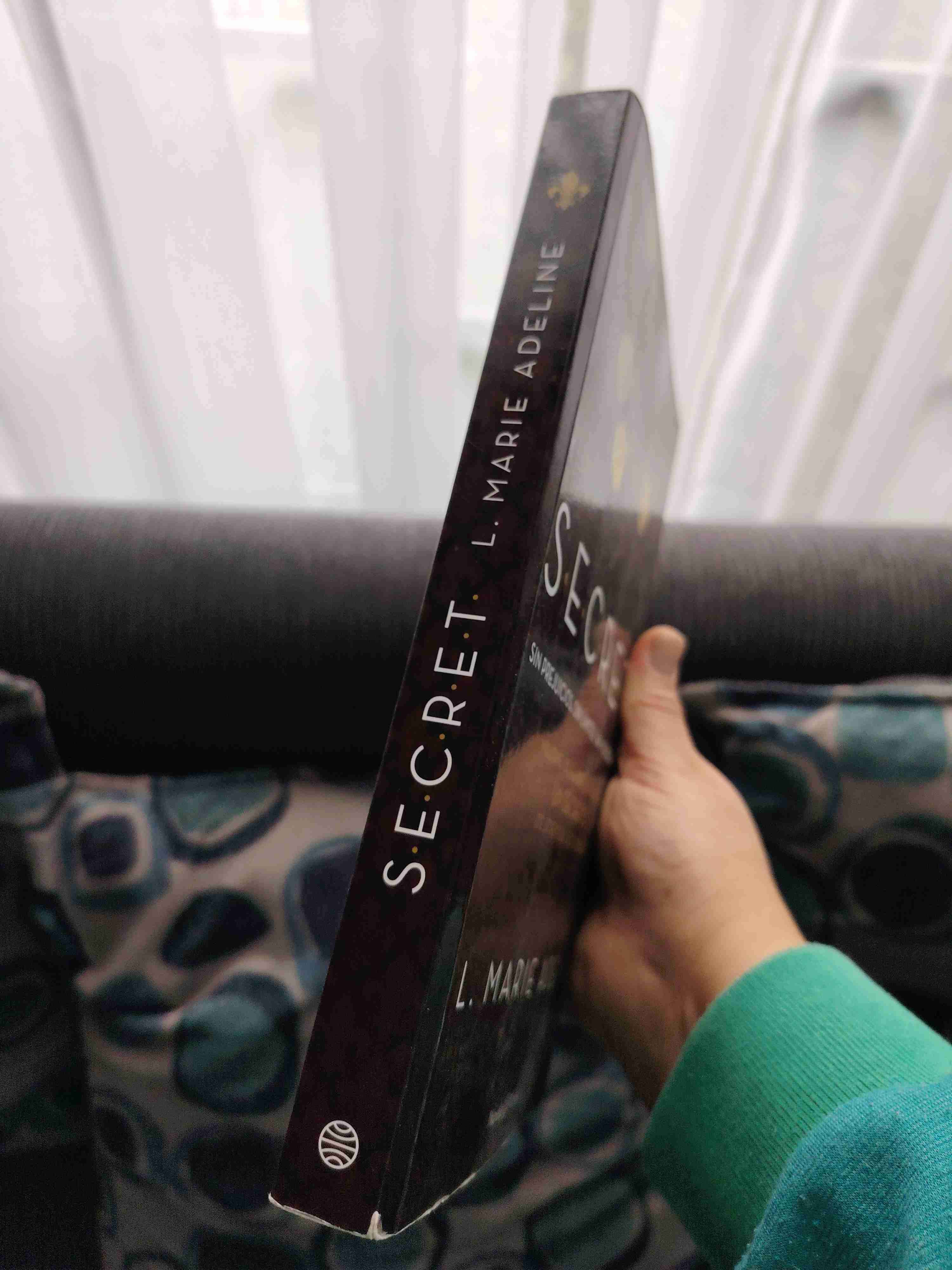 Libro SECRET de L. Marie Adeline - miniatura 2