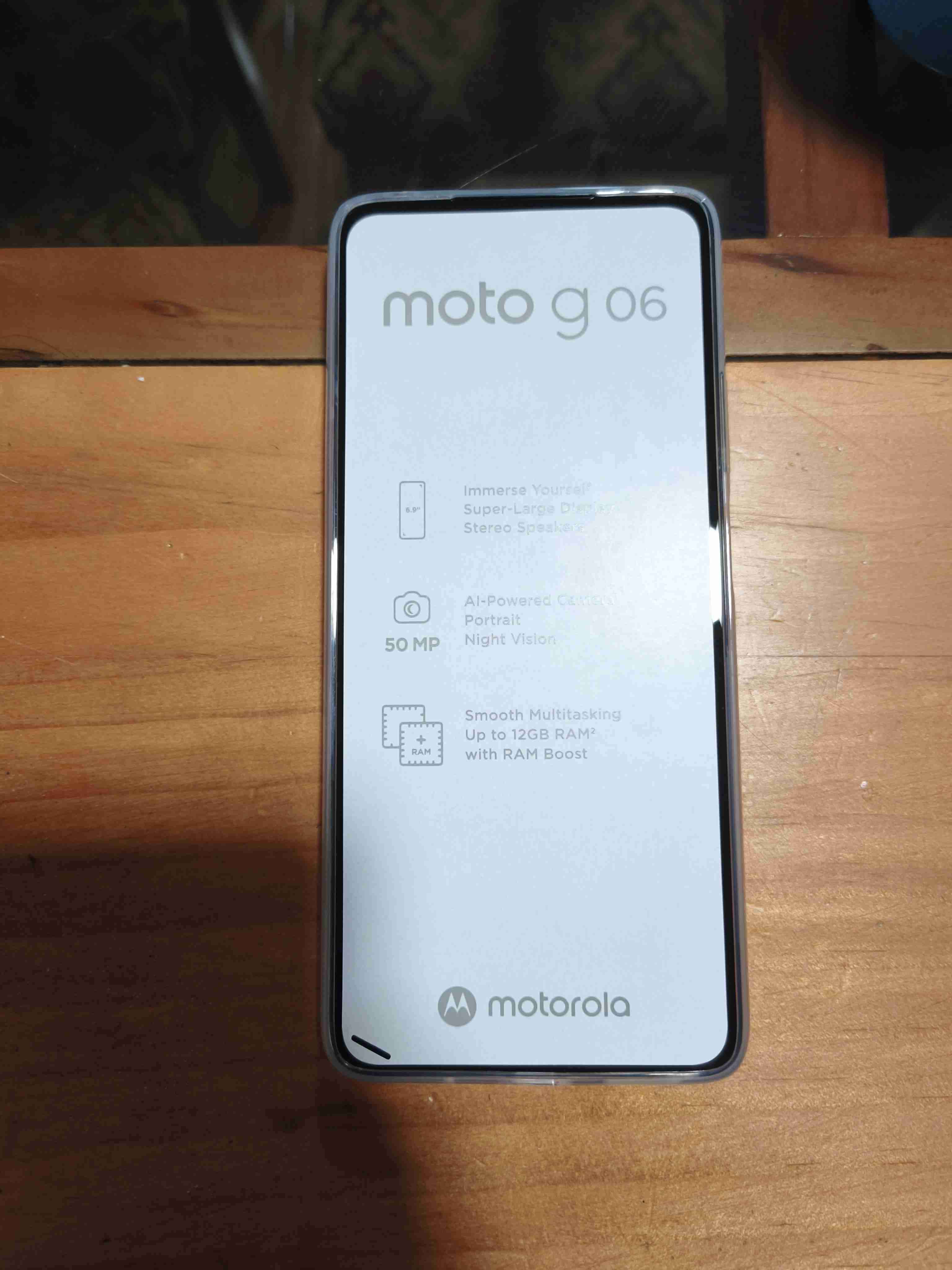 Smartphone Moto G06 nuevo - miniatura 1