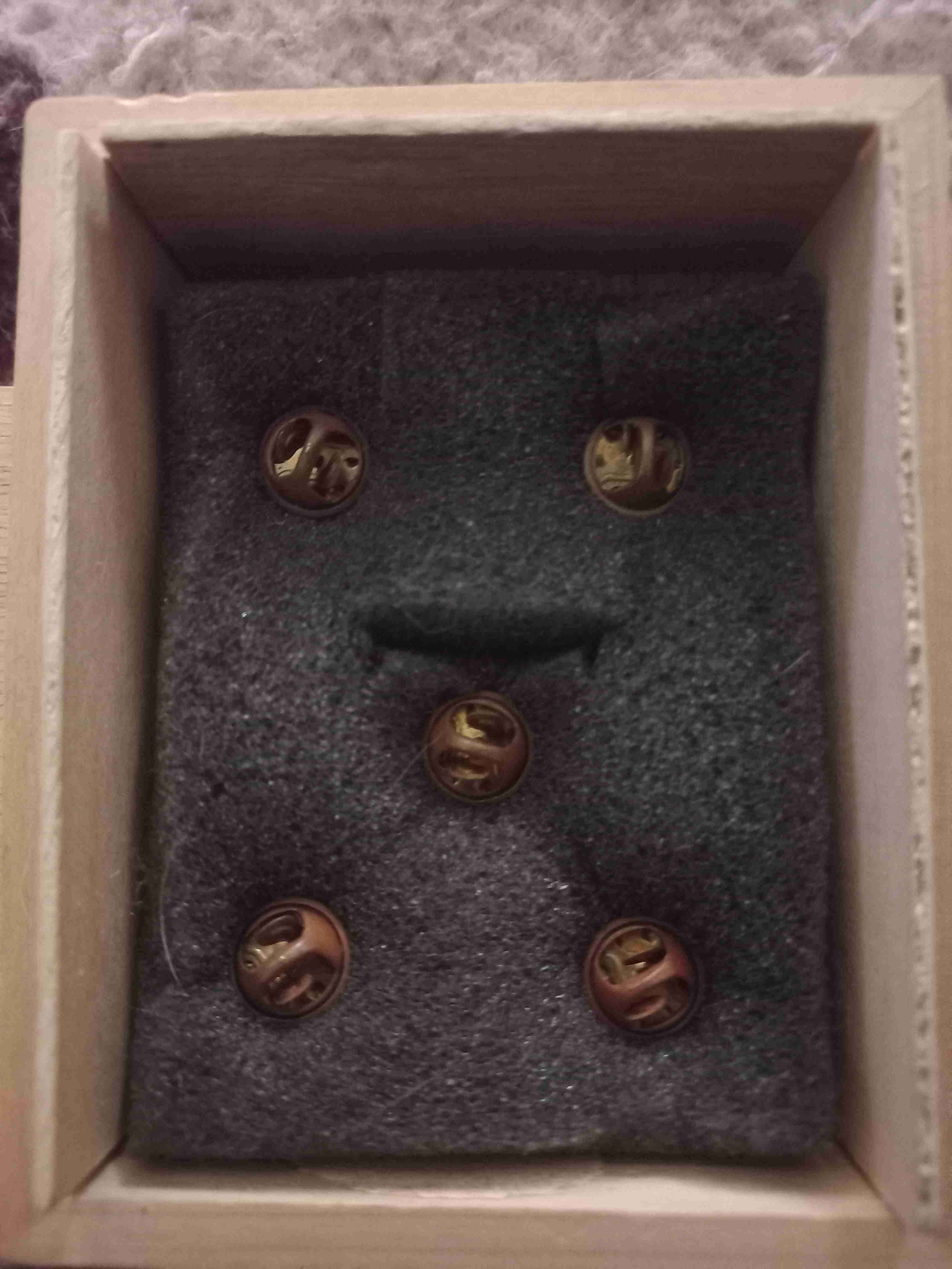 Set de pines metalicos de Hogwarts - miniatura 3