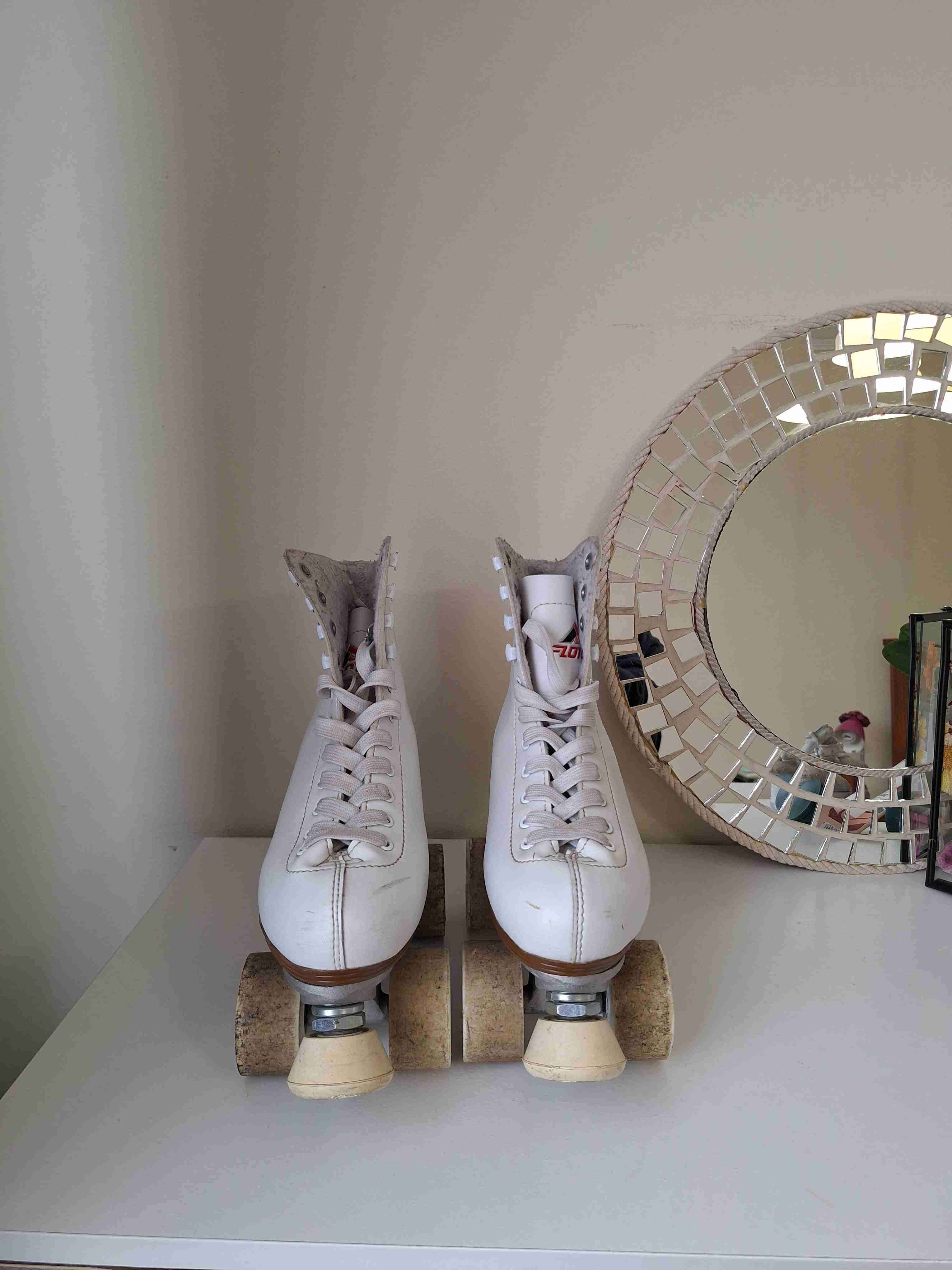 Patines artísticos blancos talla 37 - miniatura 3