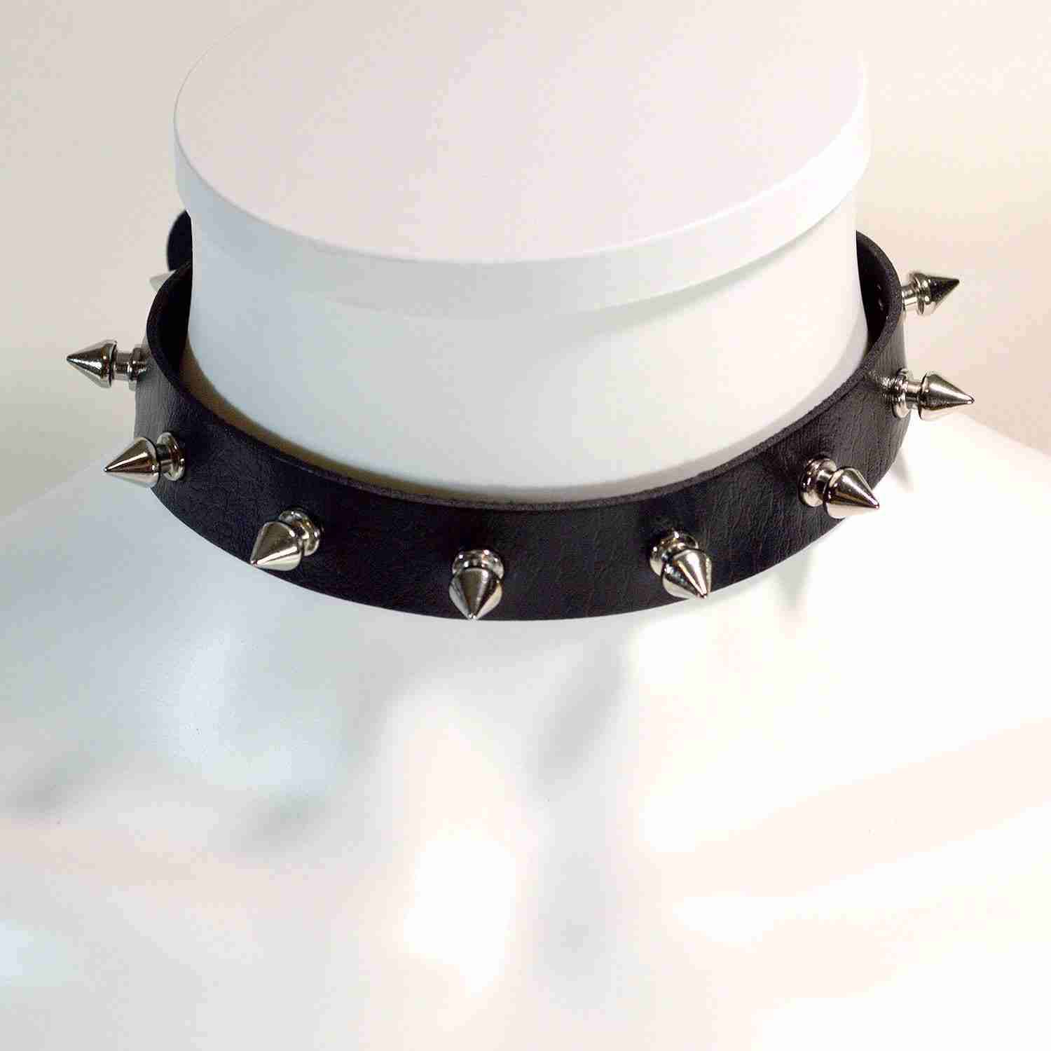 Collar punk