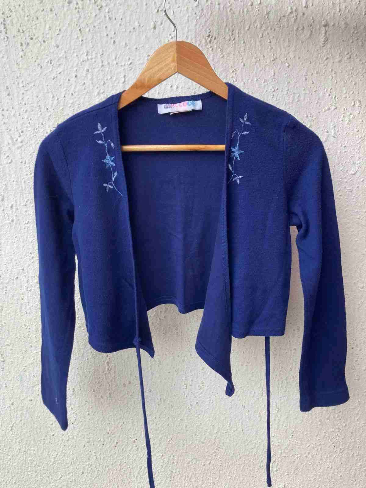 Cardigan azul con bordado - miniatura 1