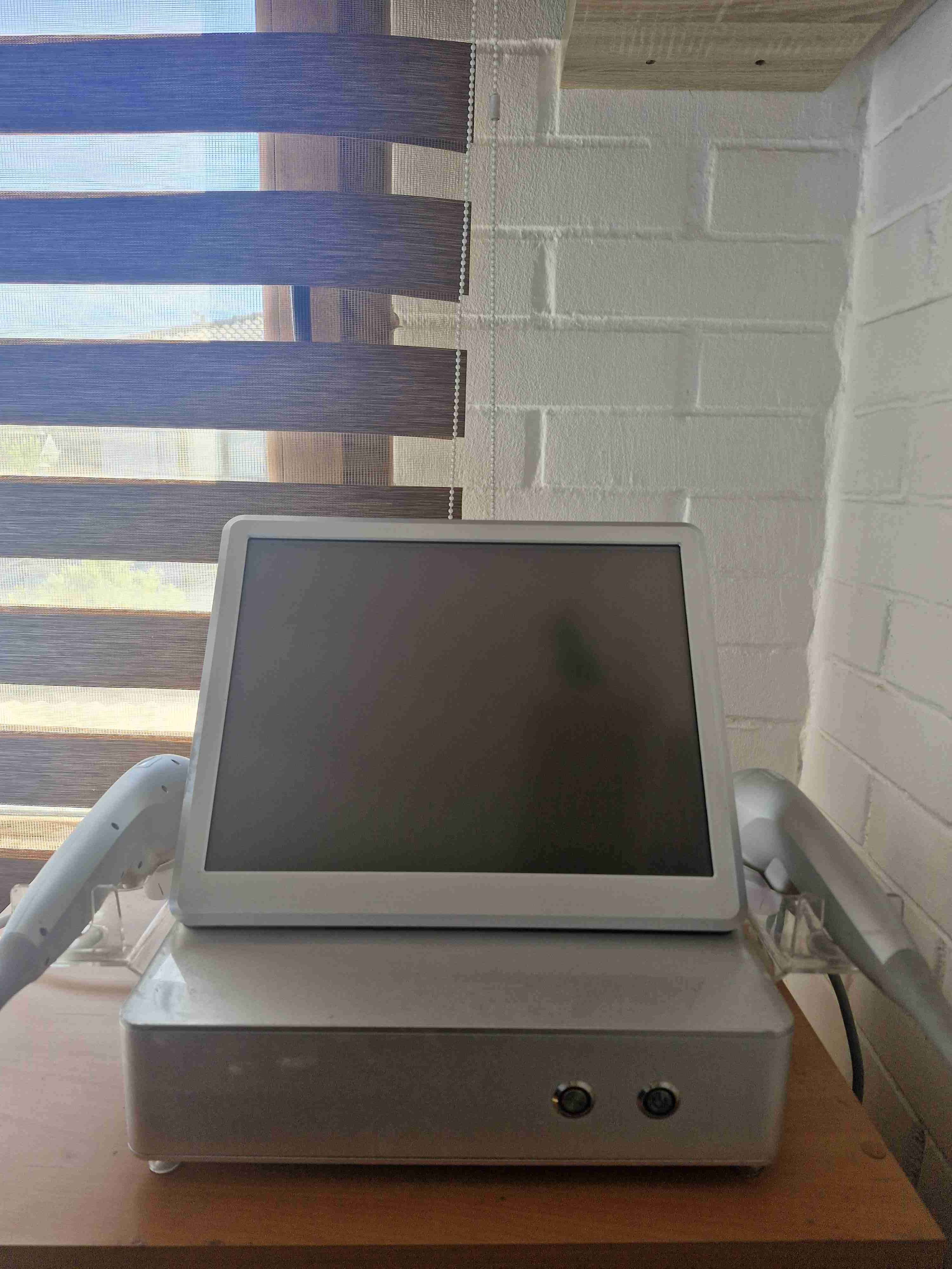 Máquina estética de pantalla táctil. Hifu D7. - miniatura 1