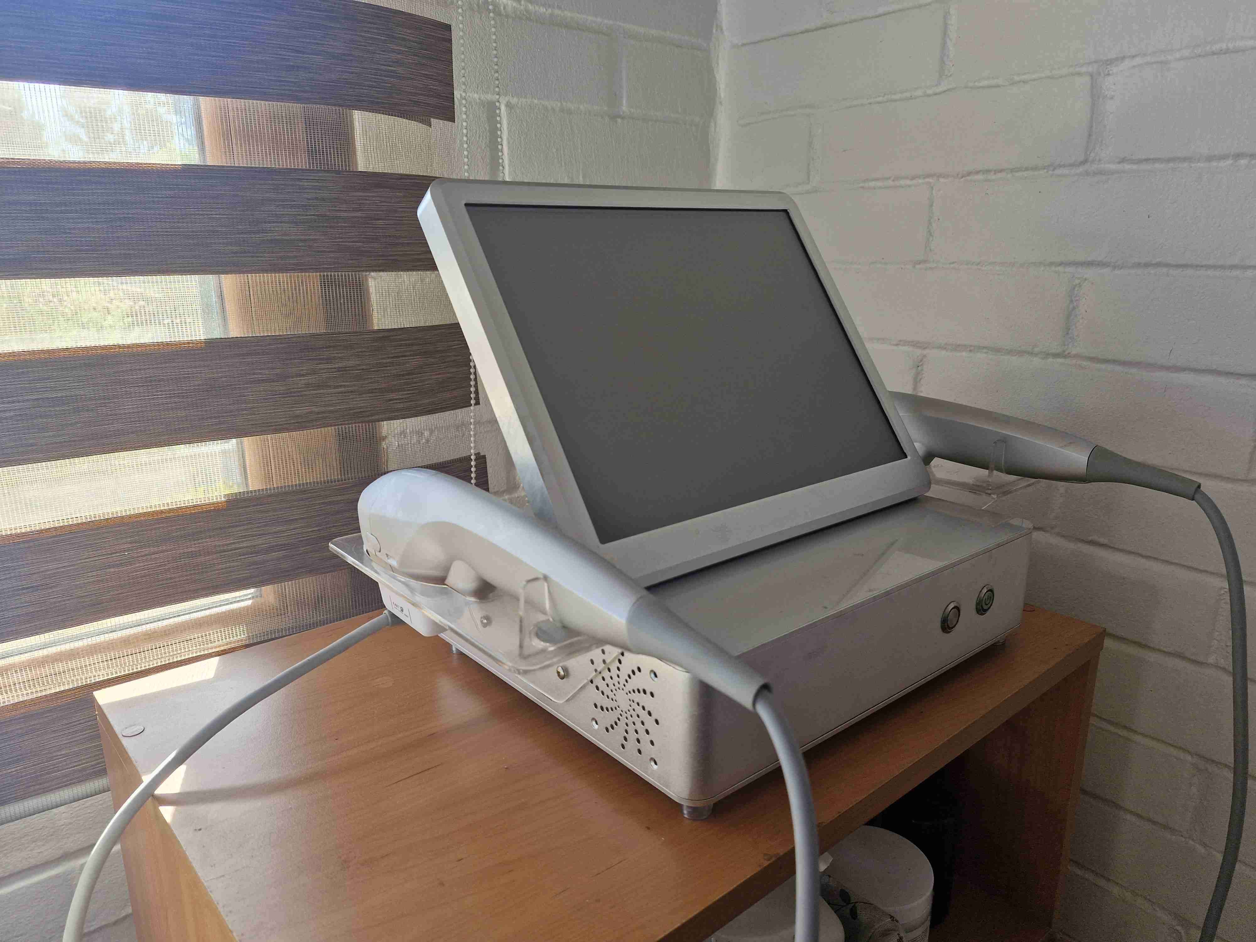 Máquina estética de pantalla táctil. Hifu D7. - miniatura 2