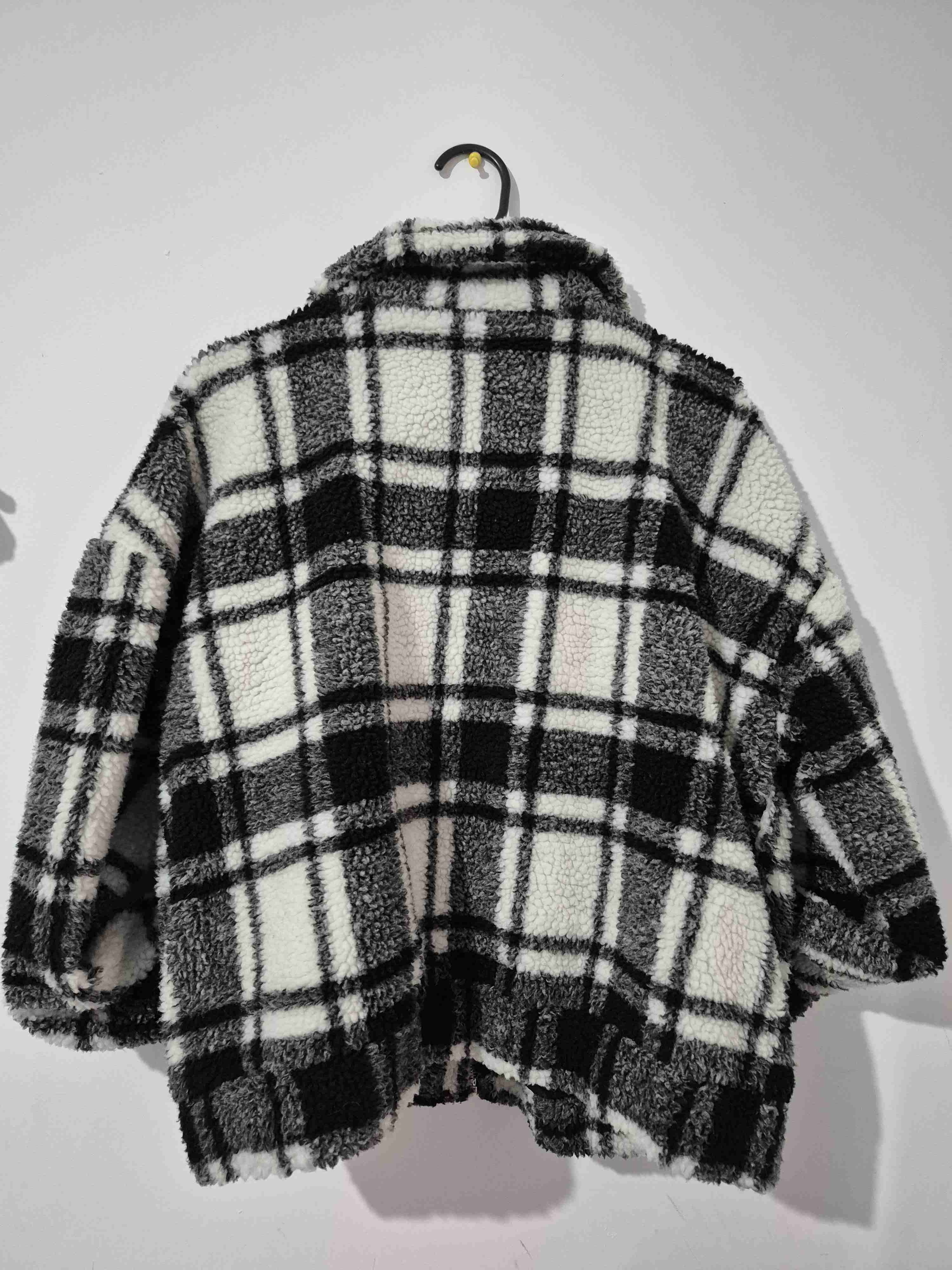 Chaqueta de lana a cuadros - miniatura 4