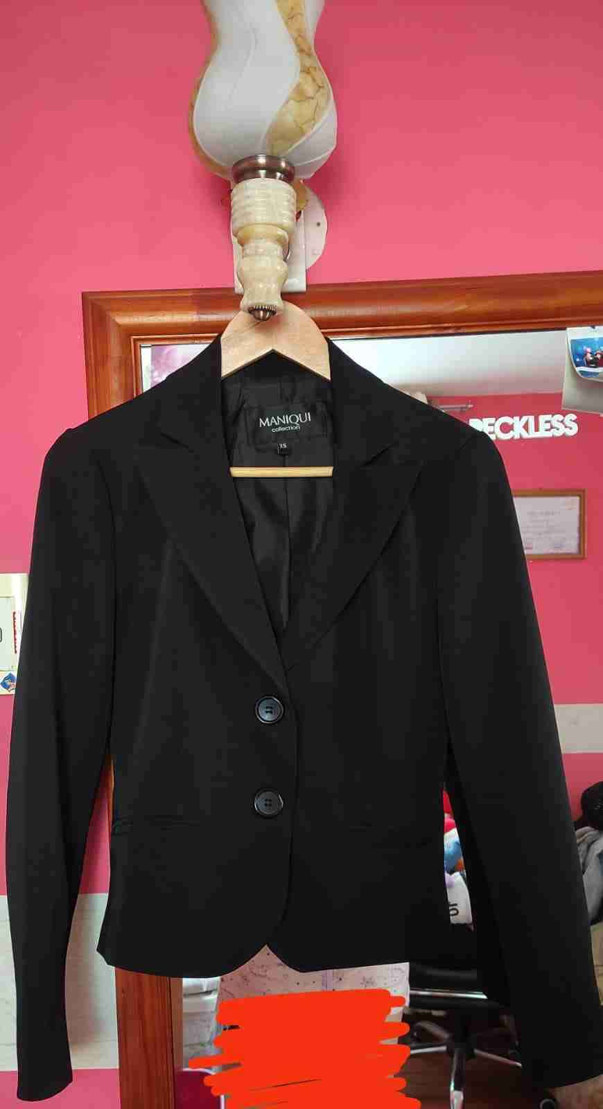 Blazer negro elegante - miniatura 1