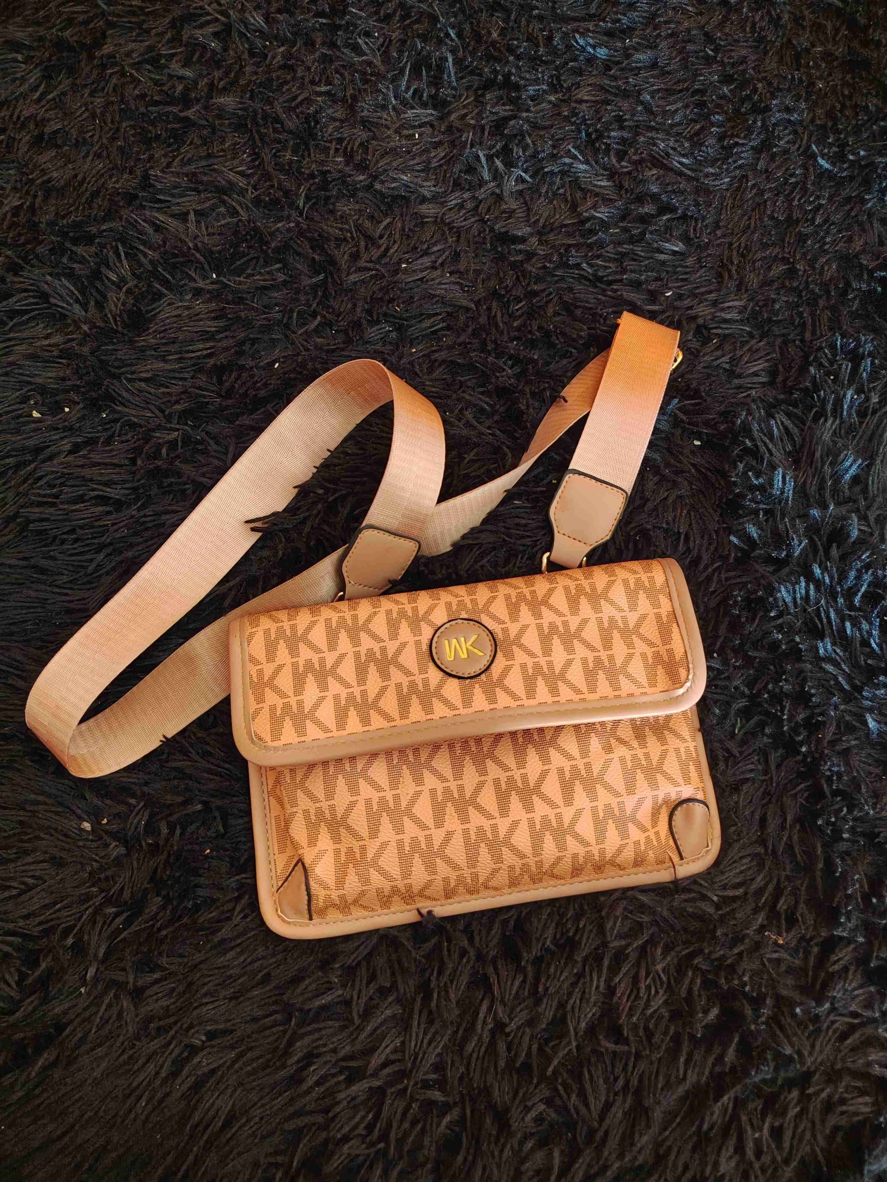 Riñonera WK palo rosa