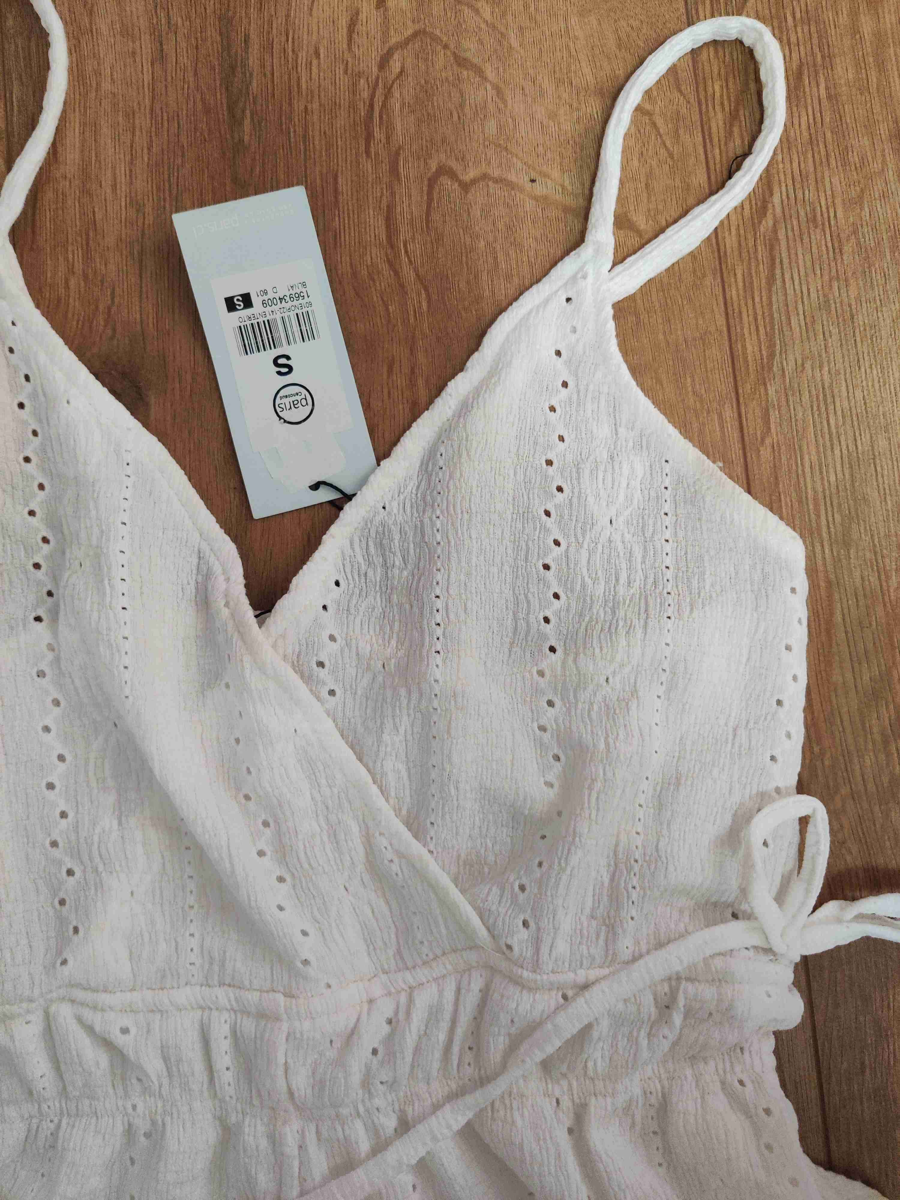 Enterito blanco con diseño calado - miniatura 2