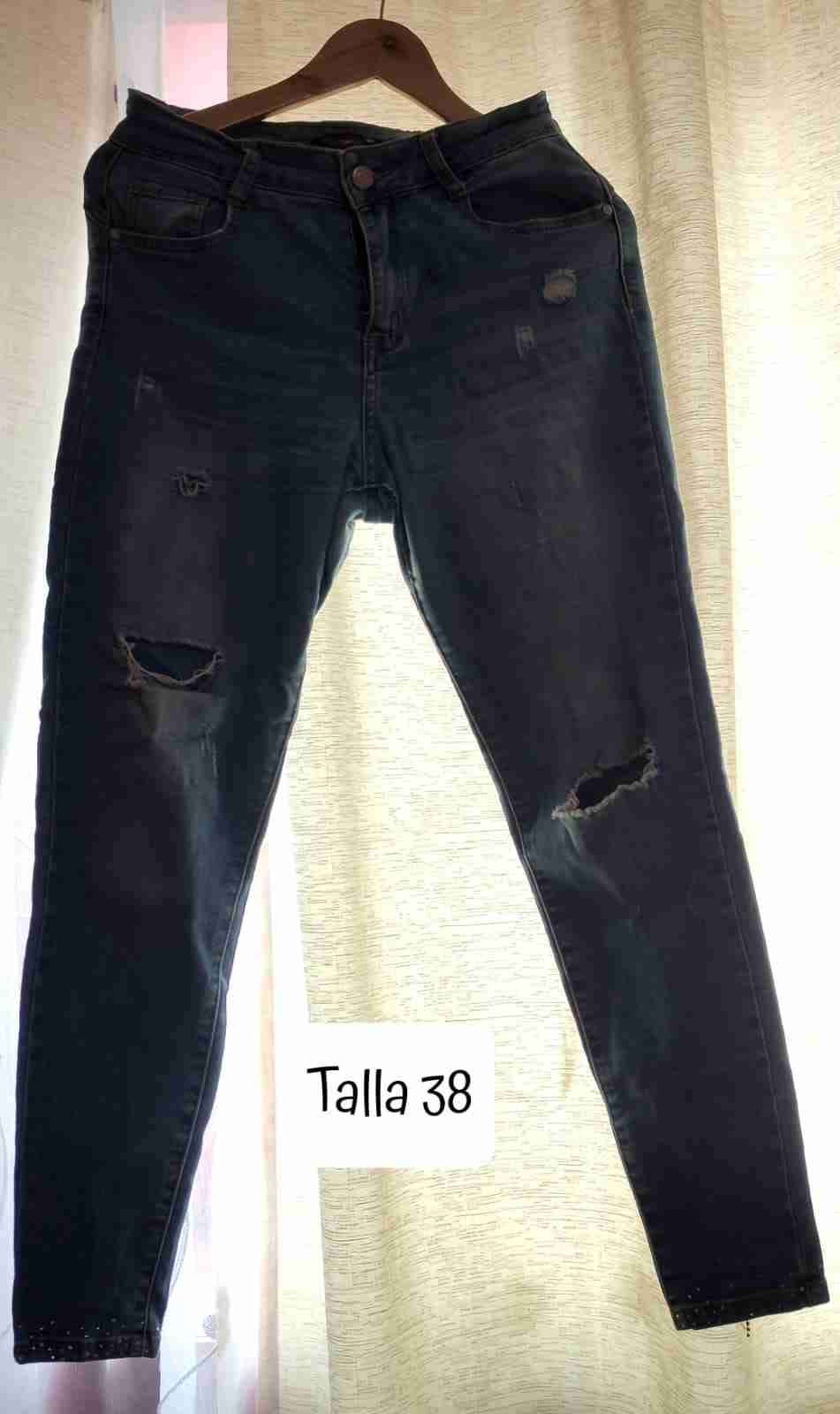 Jeans distintos tipos y tallas - miniatura 1