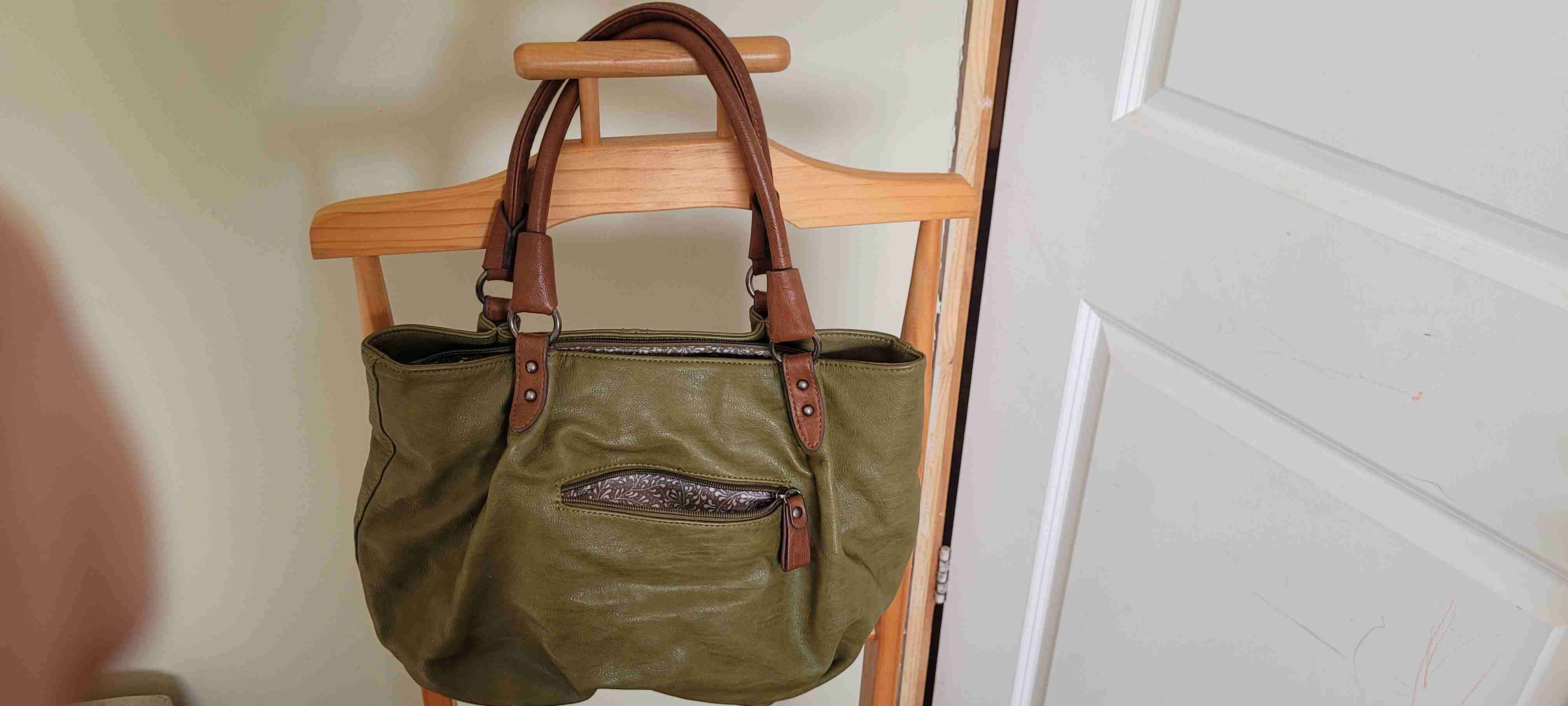 Cartera verde con asas café - miniatura 2