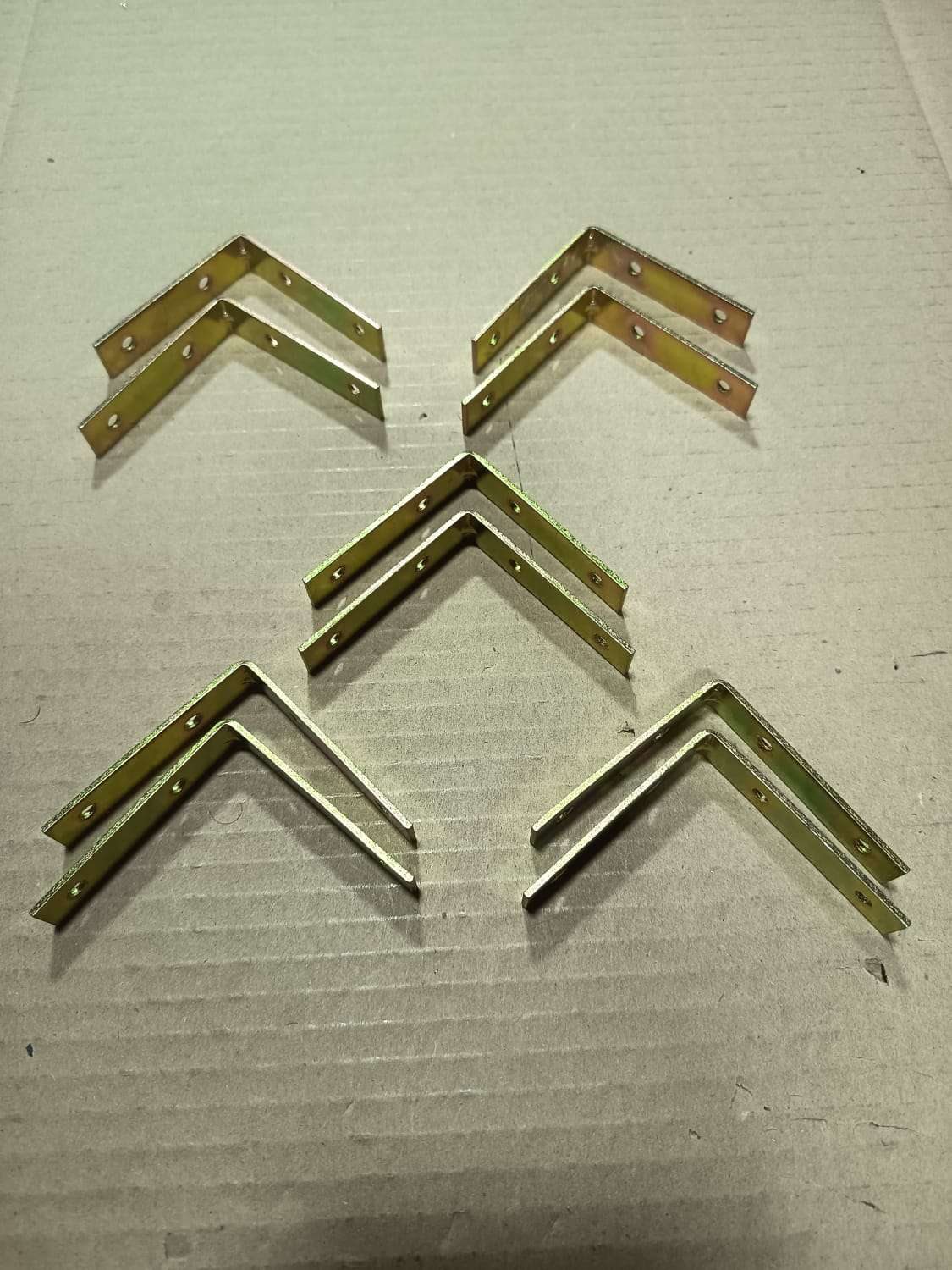 Pack 10 Escuadras Metálicas (5 Pares)2 1/2" - miniatura 1