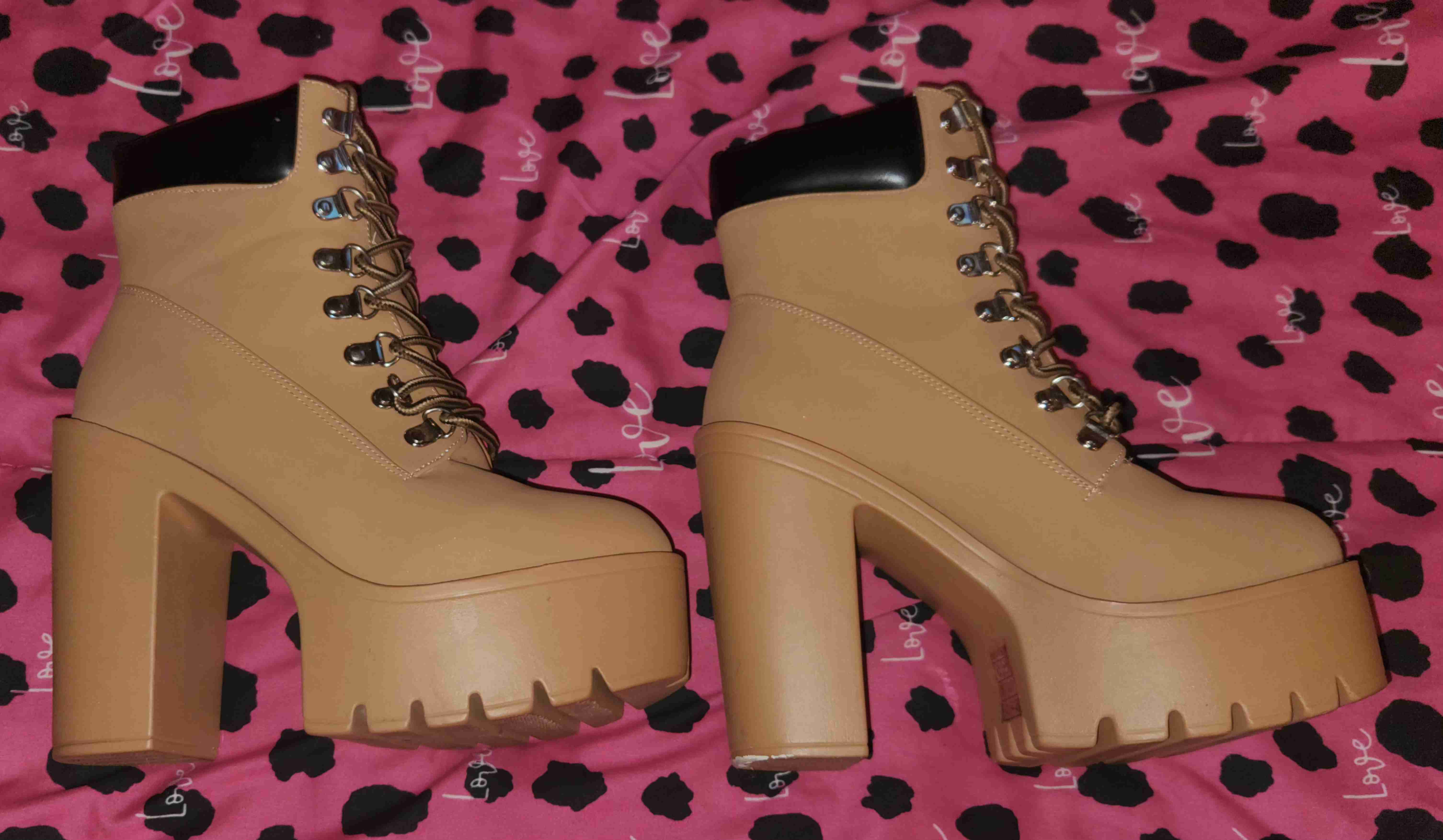 Botas altas beige con plataforma - miniatura 4