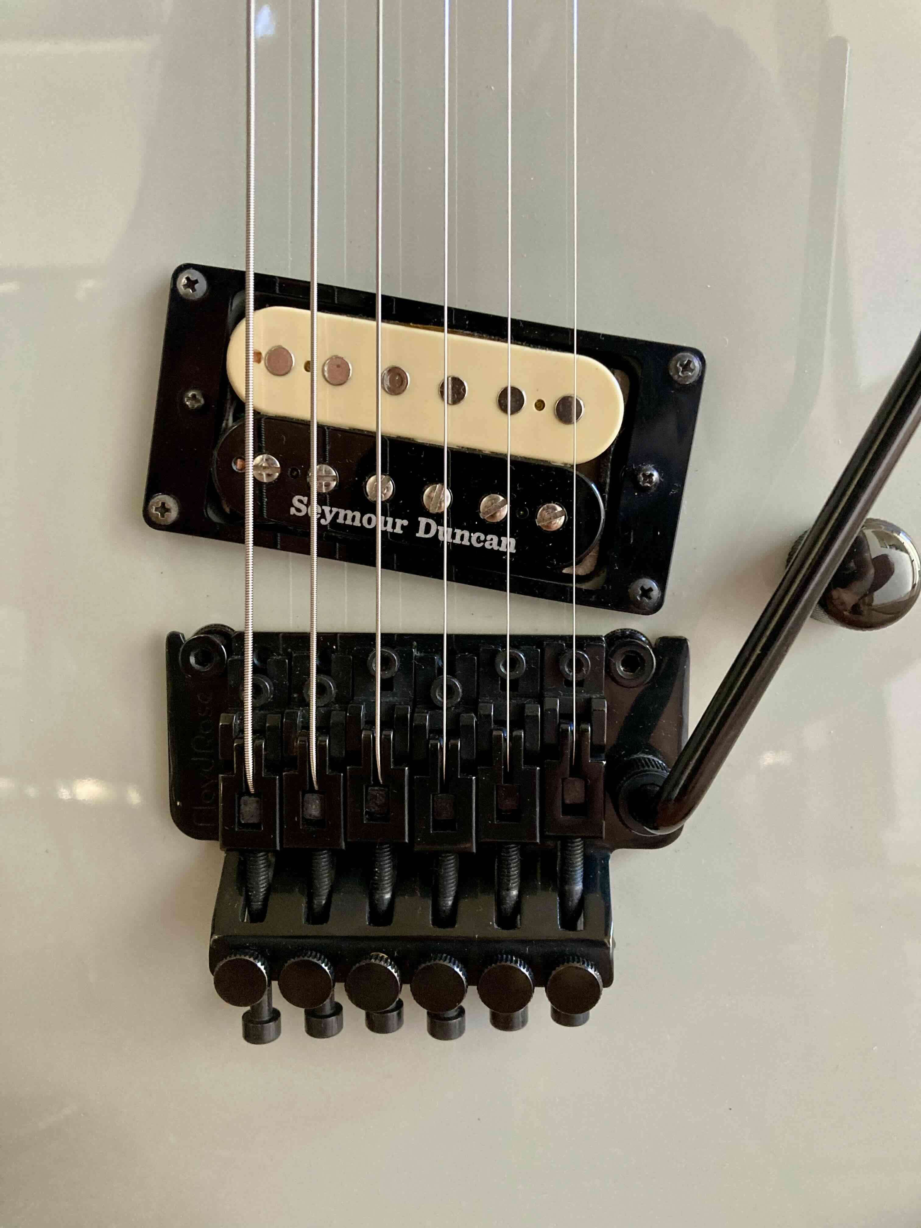 Guitarra Eléctrica Kramer Baretta Pewter Gray - miniatura 2