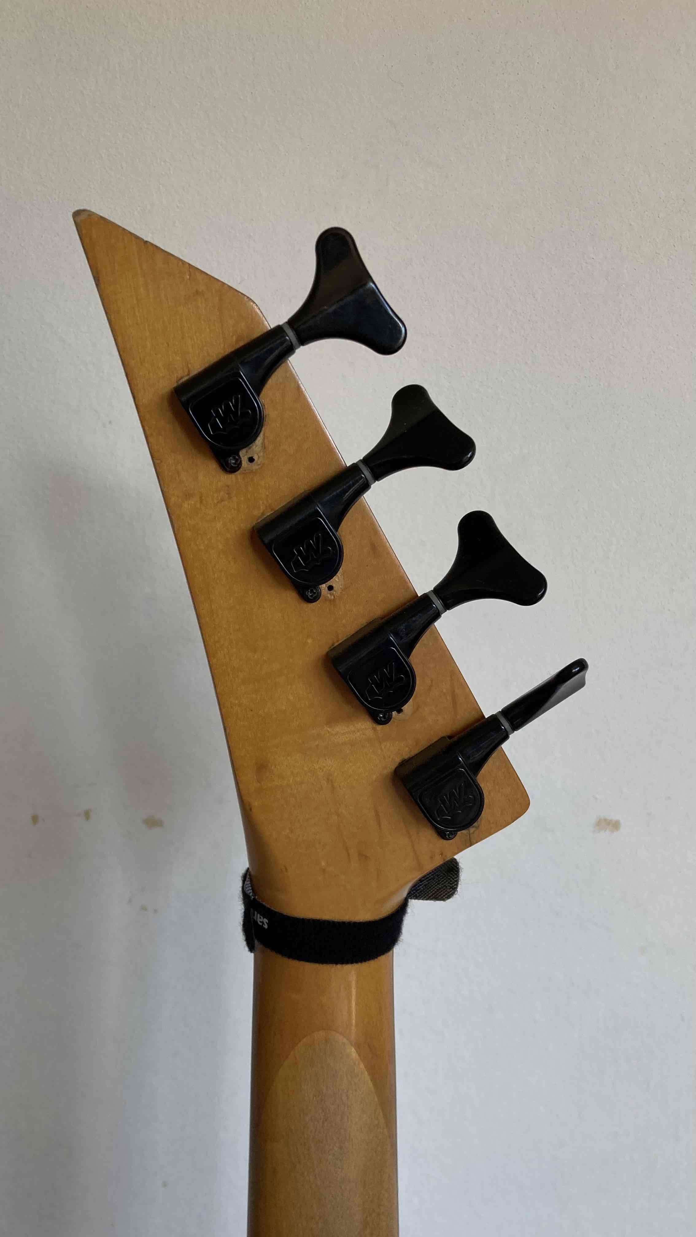 Bajo eléctrico Jackson Performer - miniatura 4