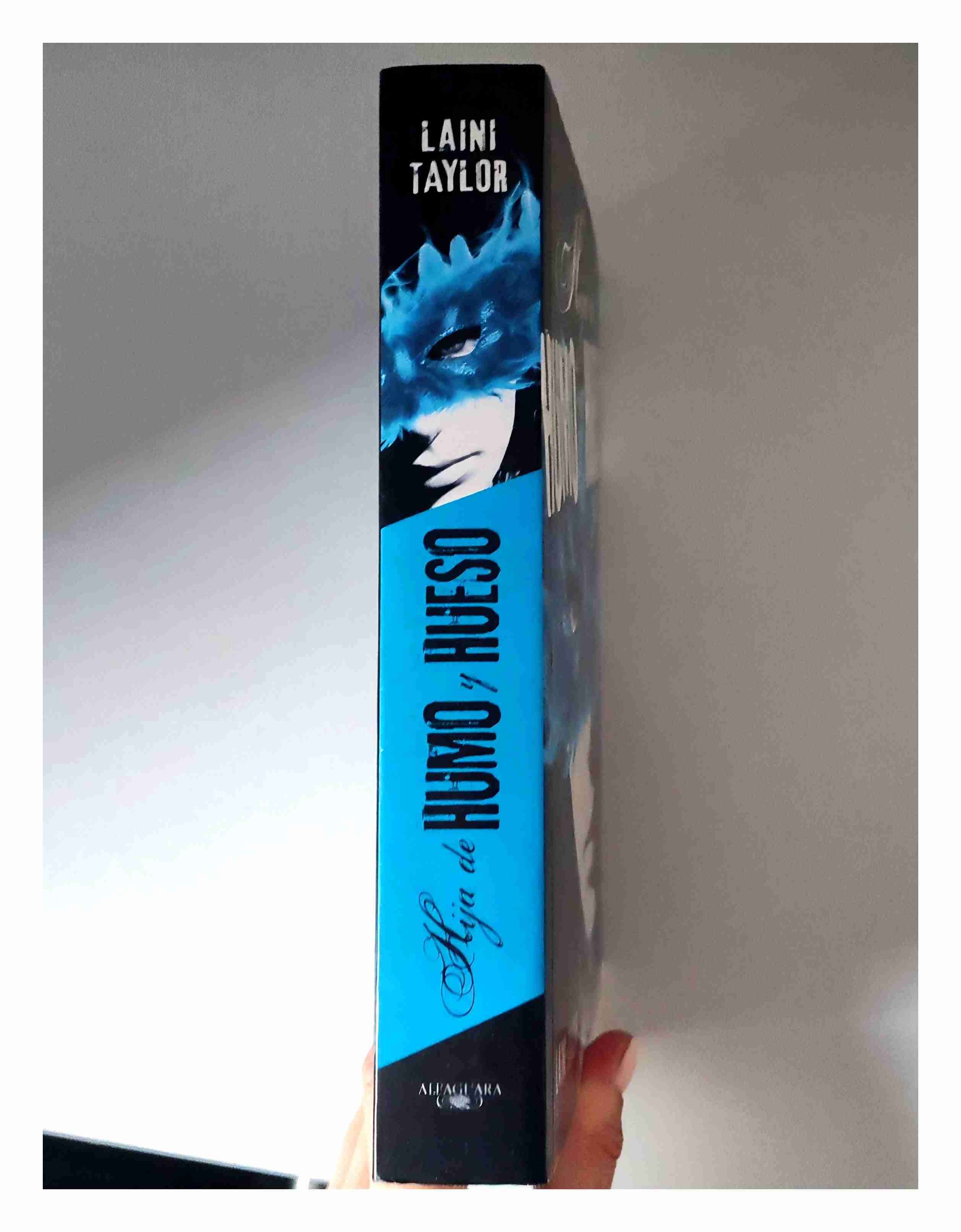 Libro Hija de Humo y Hueso - miniatura 3