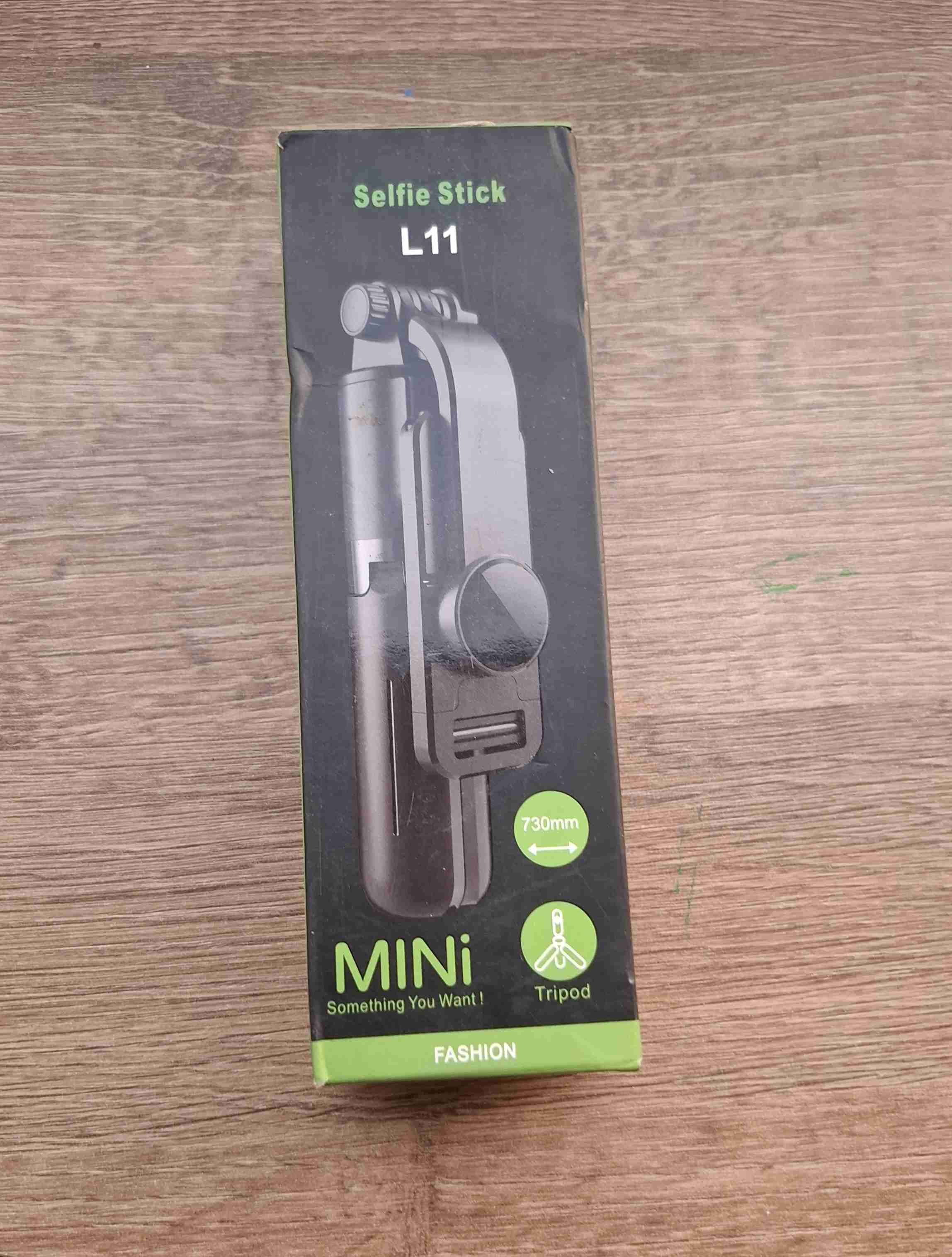 Selfie Stick L11 con trípode