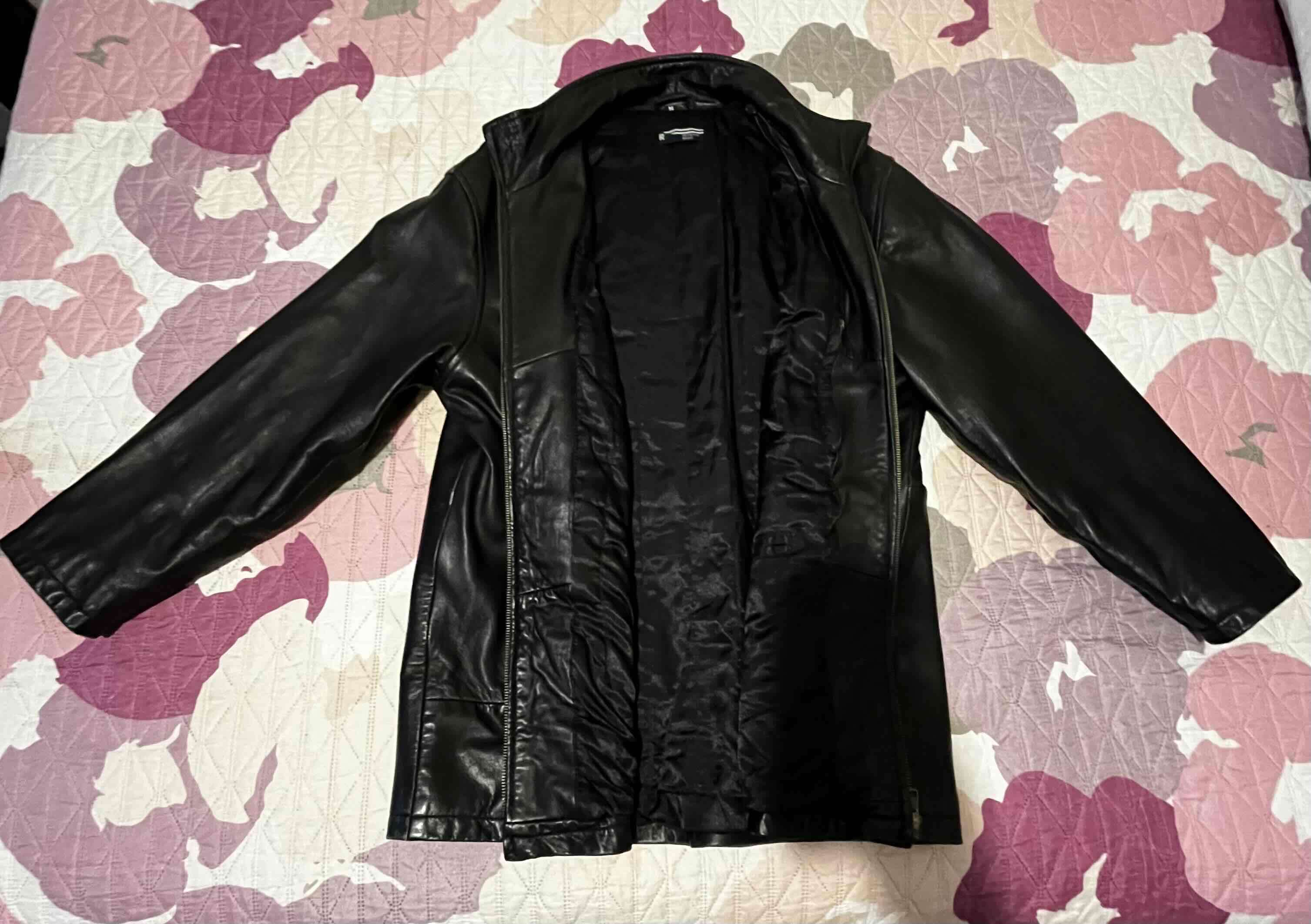 Chaqueta negra de cuero M - miniatura 2