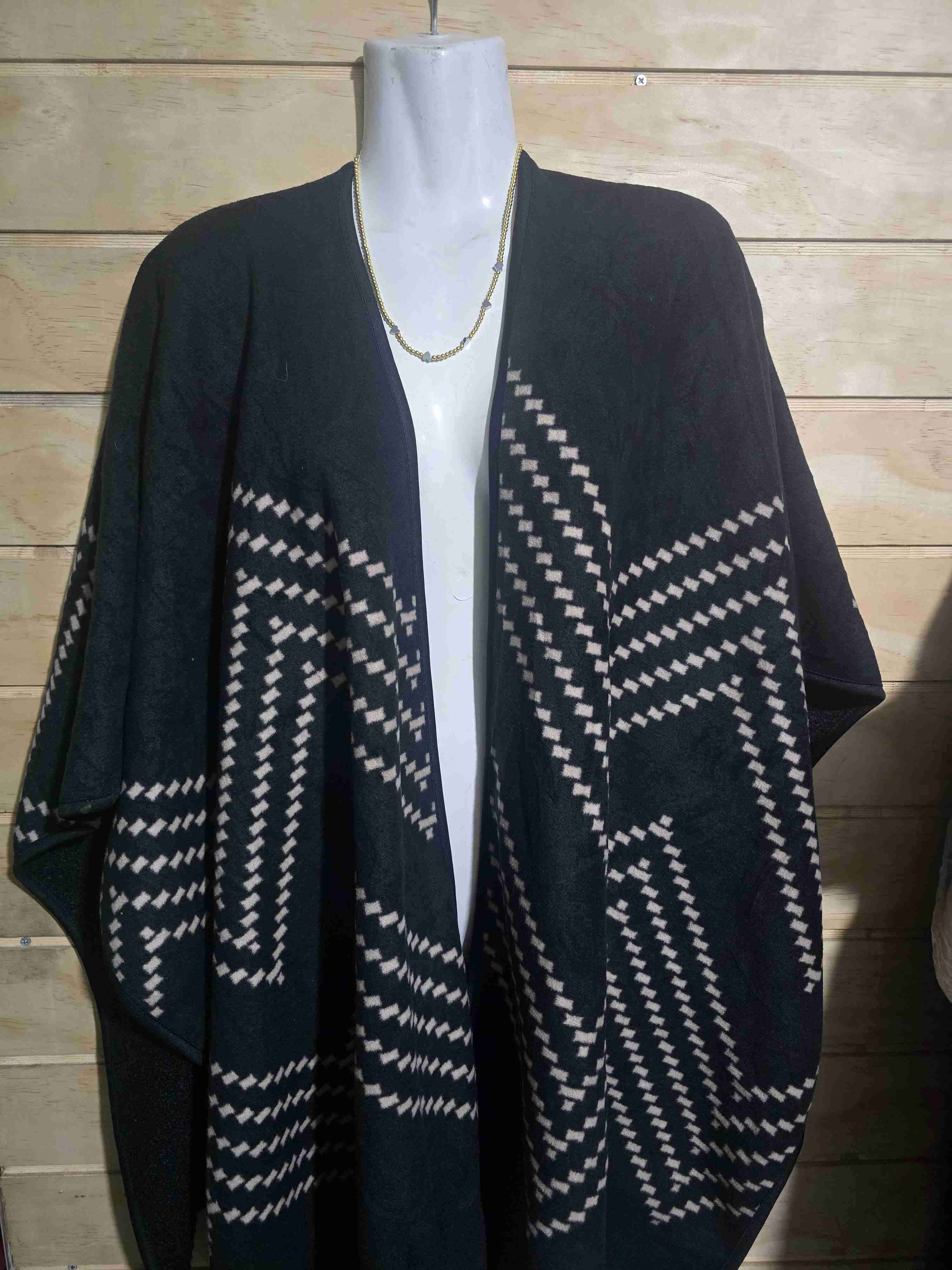 Poncho de lana con diseño geométrico - miniatura 2