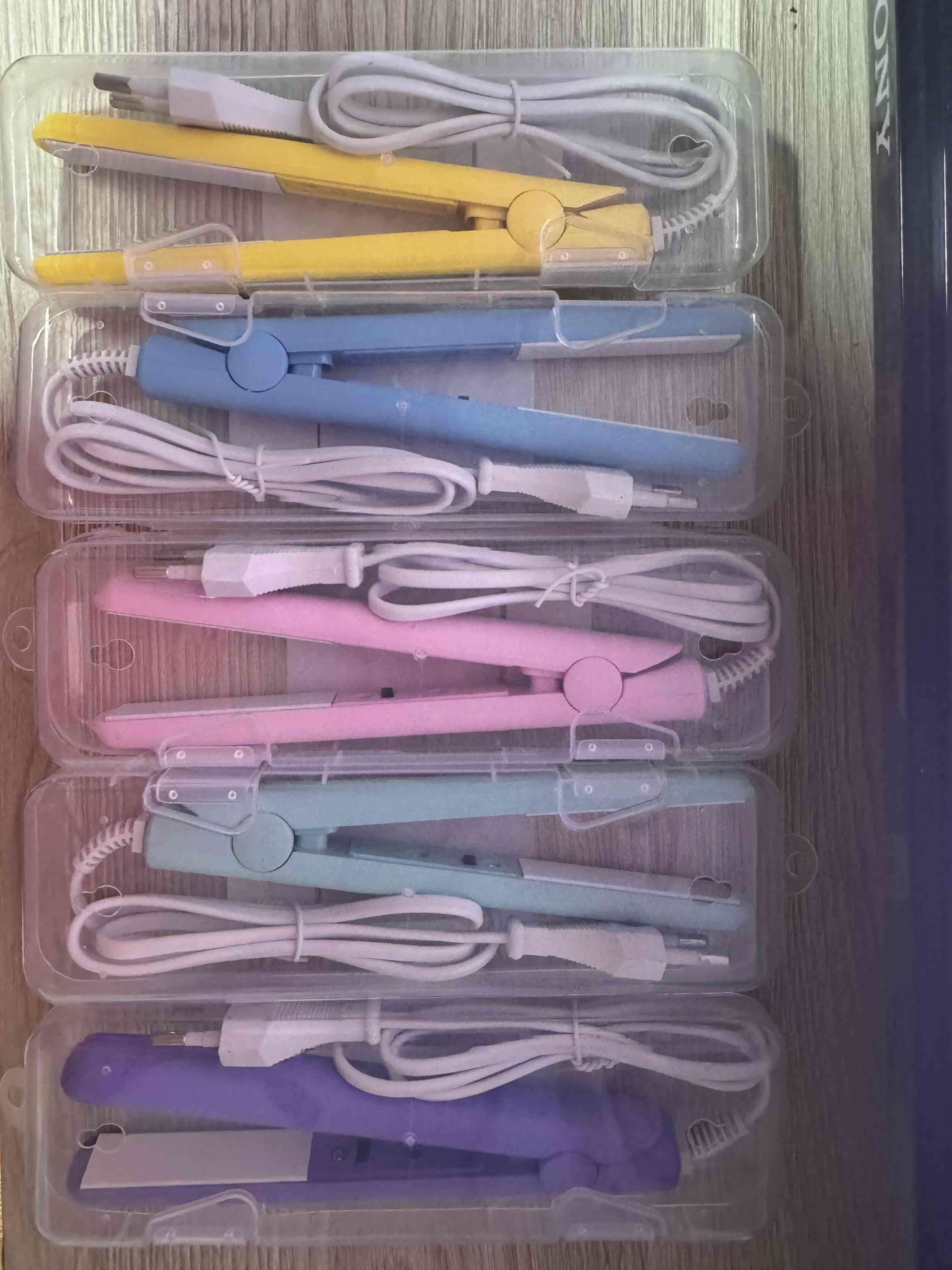 Plancha de pelo amarilla compacta - miniatura 2