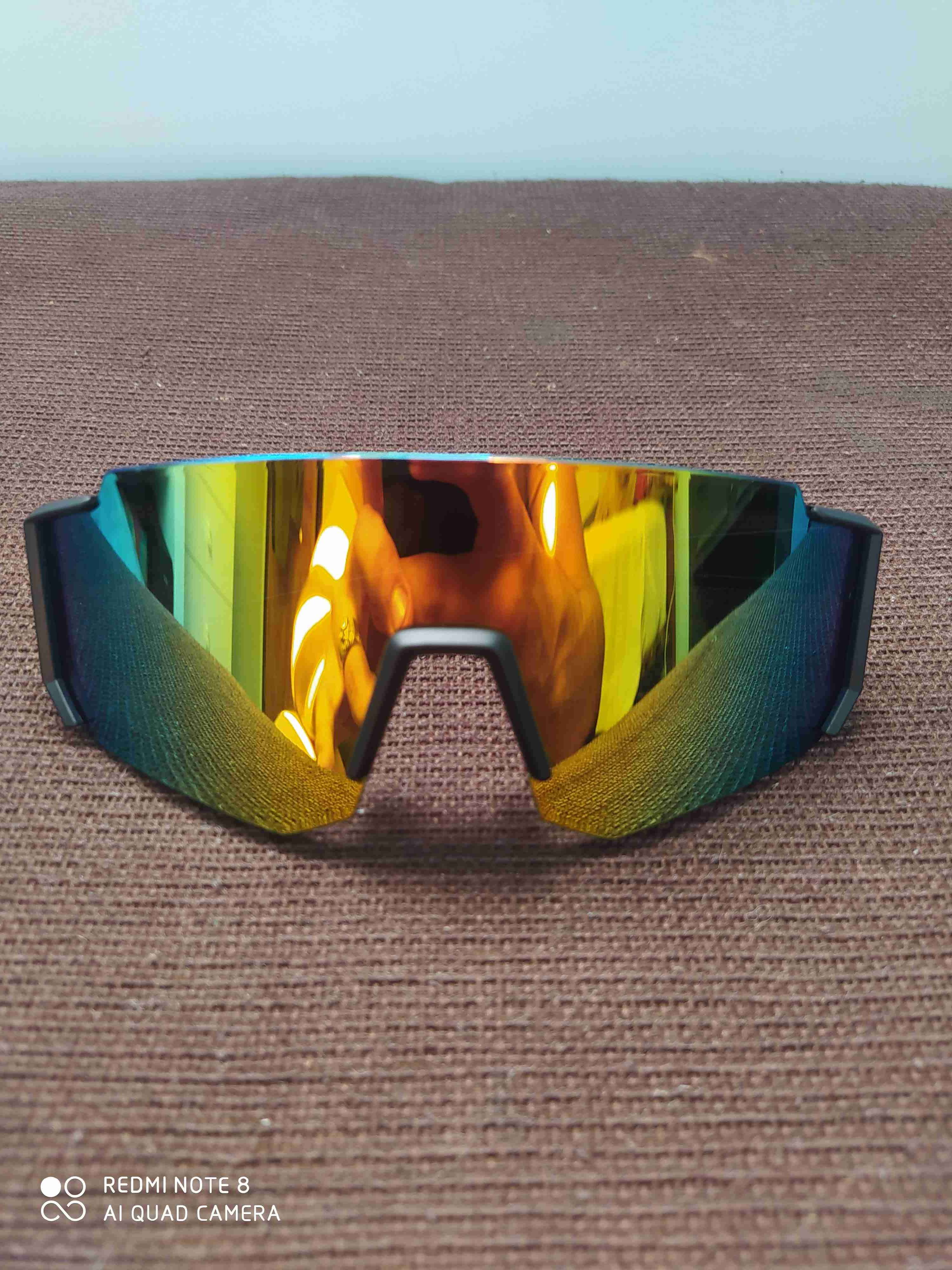 Gafas de sol deportivas negras - miniatura 2