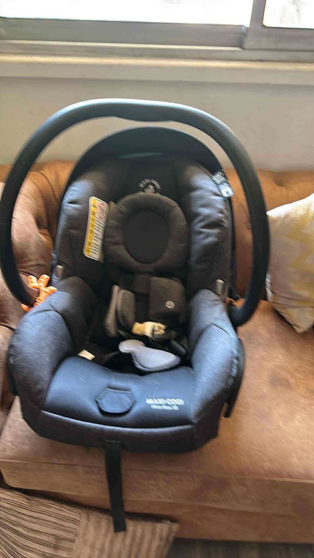 Coche de bebé Quinny negro - miniatura 2