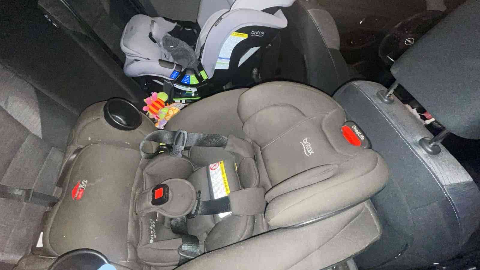 Silla de auto Britax negra - miniatura 4