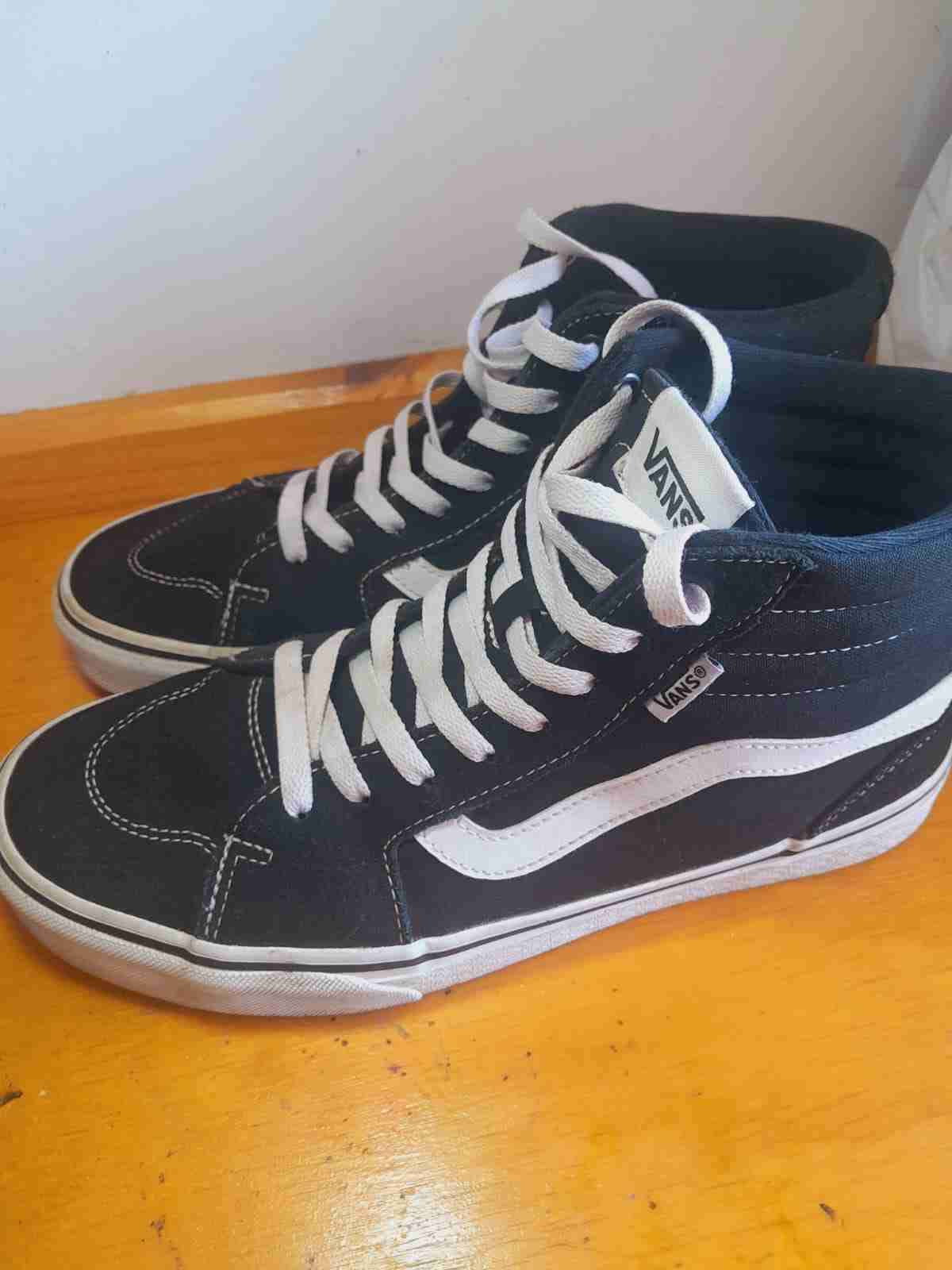 Zapatillas Vans negras altas - miniatura 3