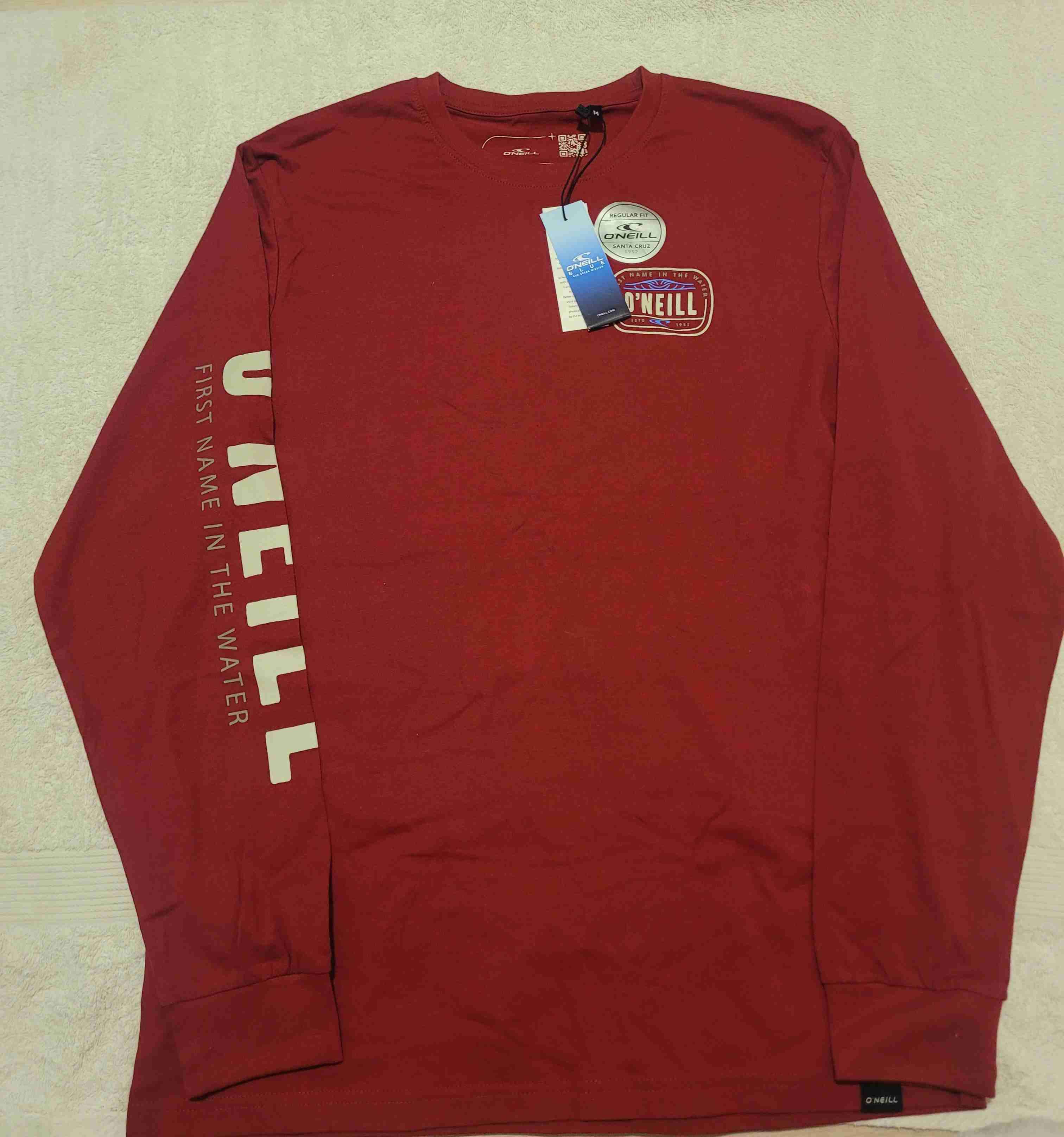 Polera O'Neill roja manga larga