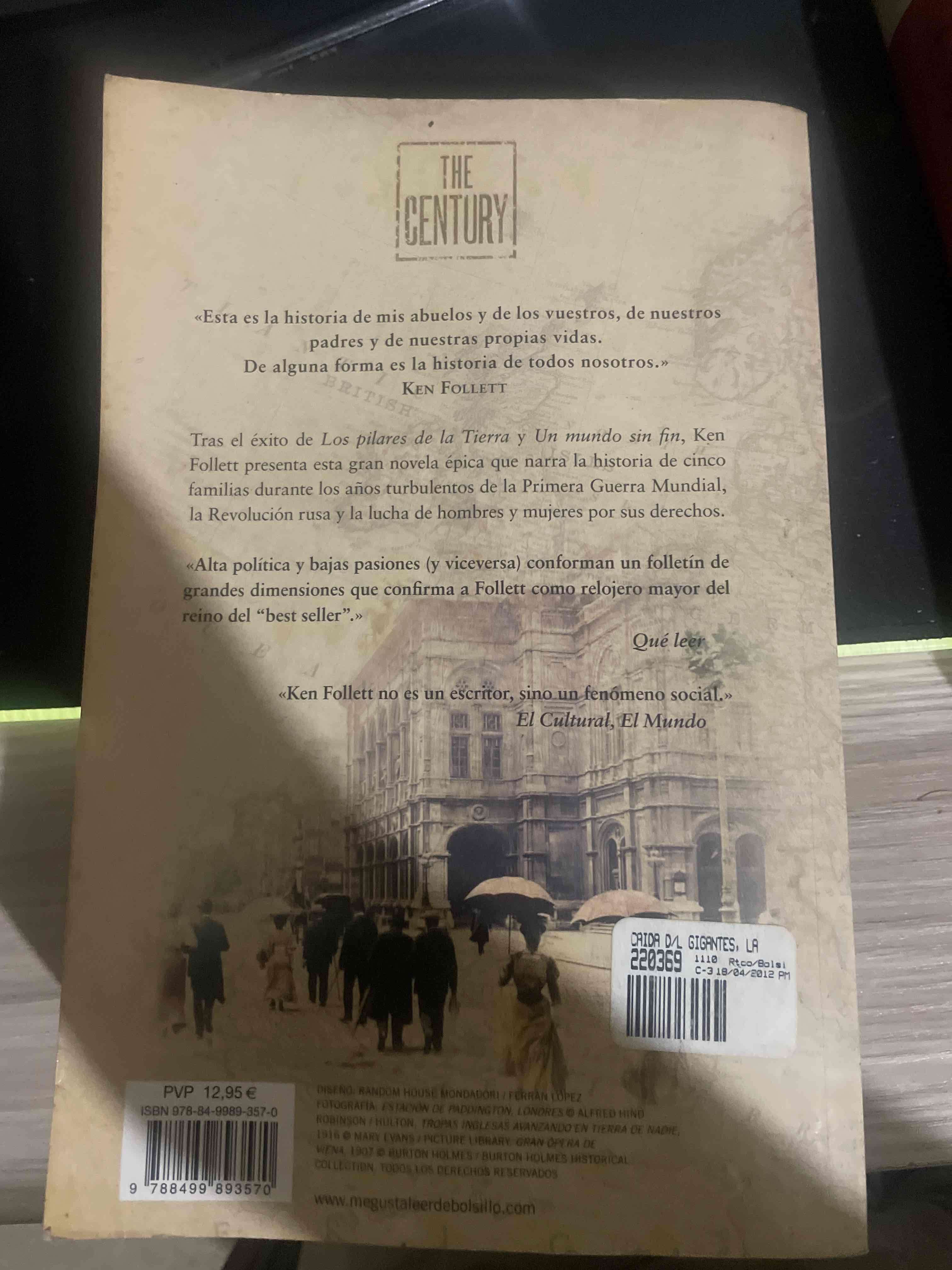 Libro 'La caída de los gigantes' - miniatura 2