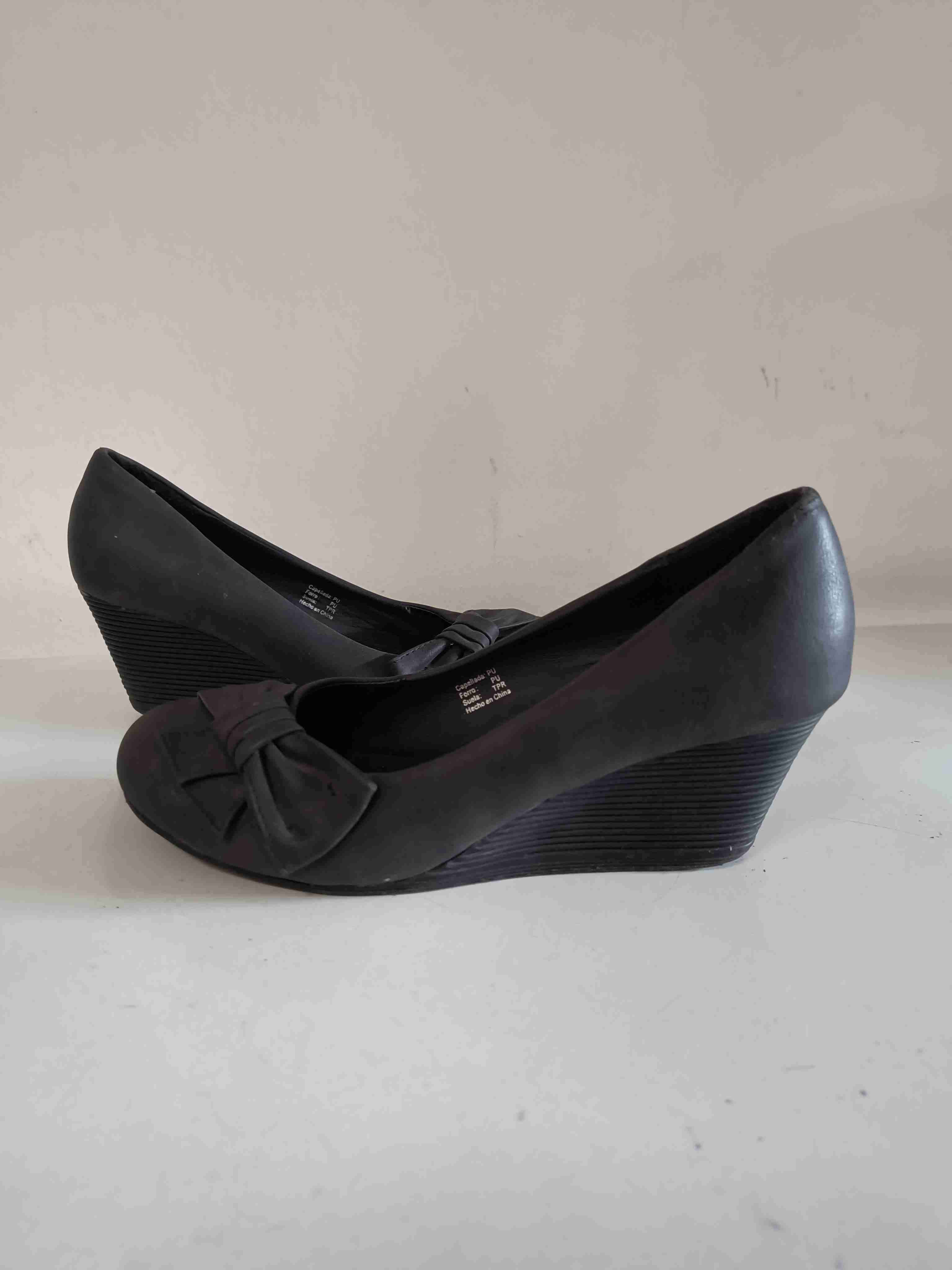 Zapatos cuero sintético taco chino - miniatura 1