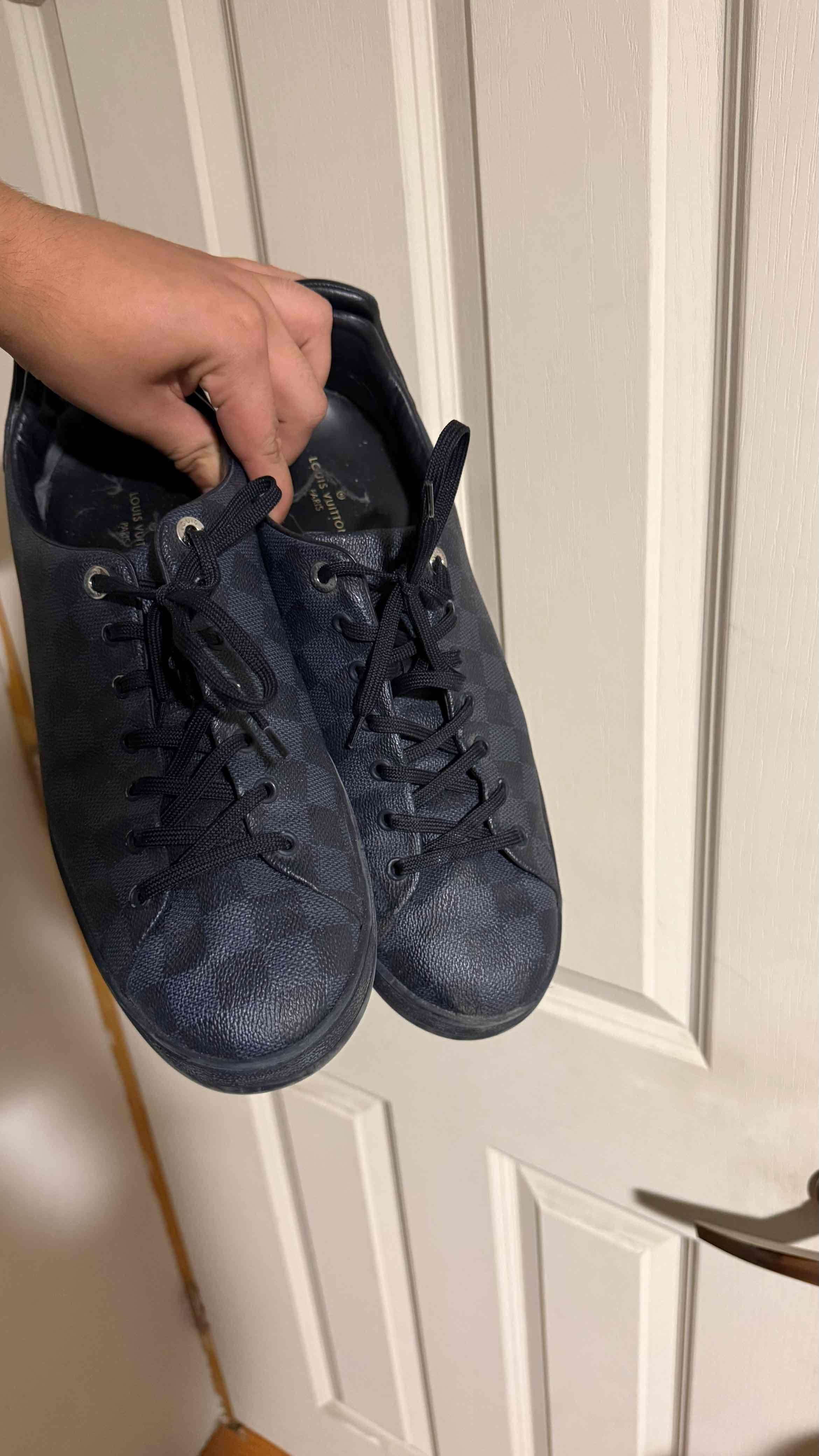 Zapatillas negras LV - miniatura 2