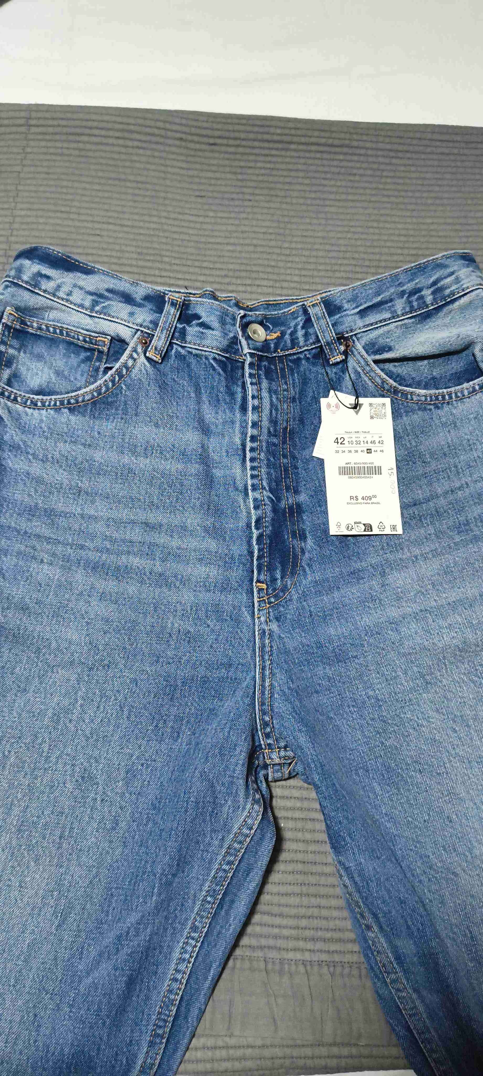 Jeans azul con etiqueta - miniatura 1