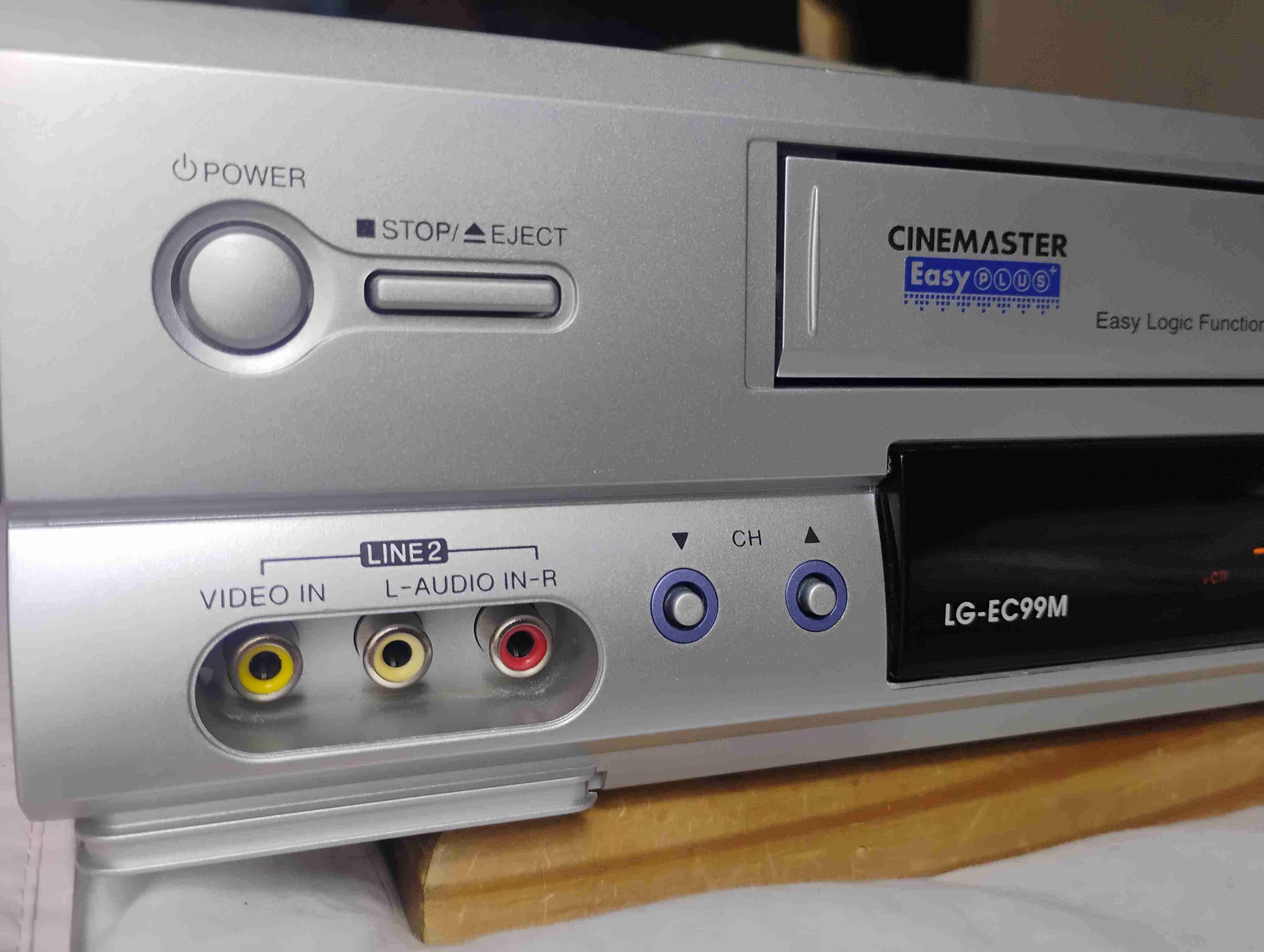 Reproductor VHS LG Cinémaster - miniatura 4