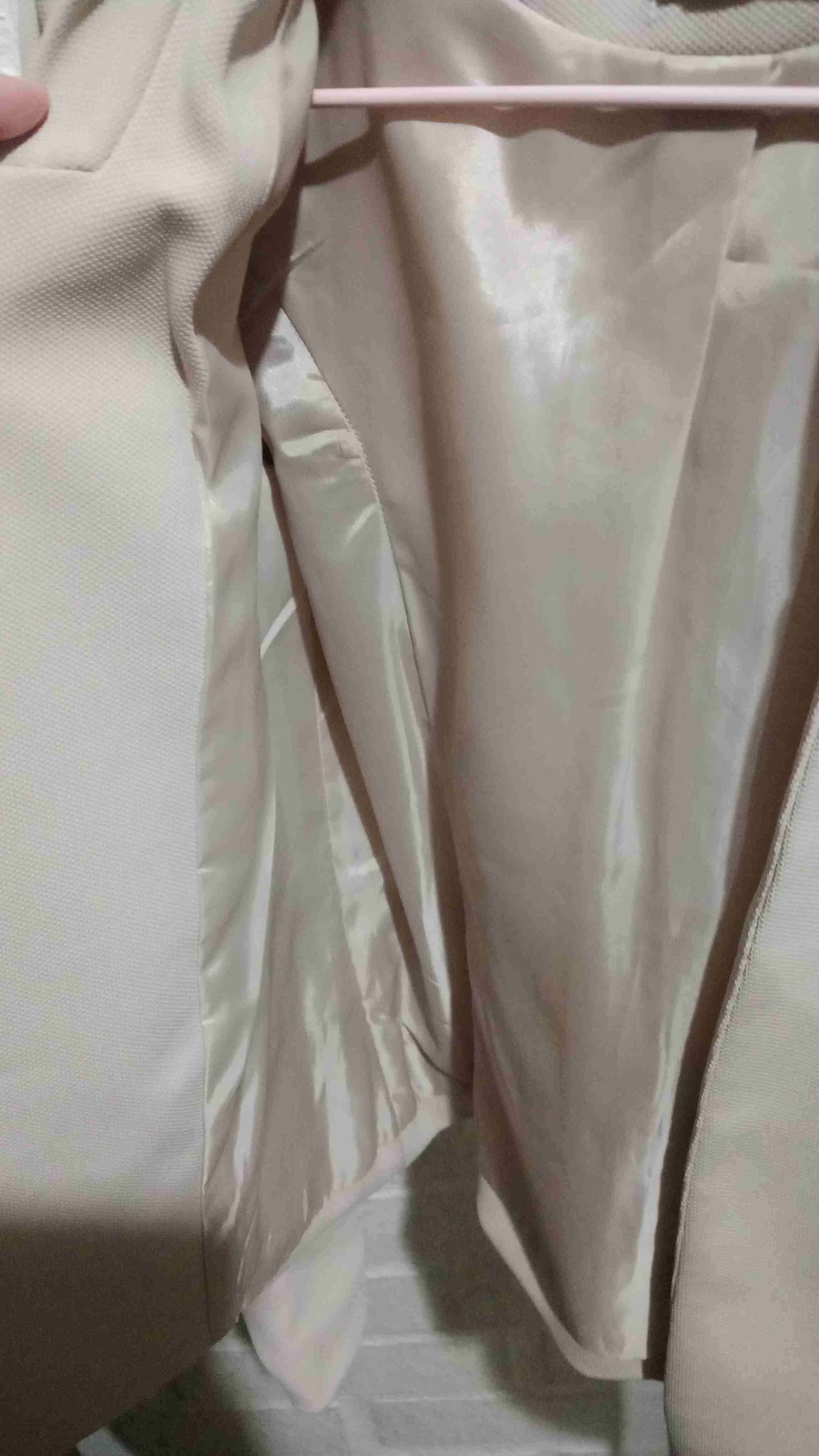 Blazer marca Alaniz beige - miniatura 5