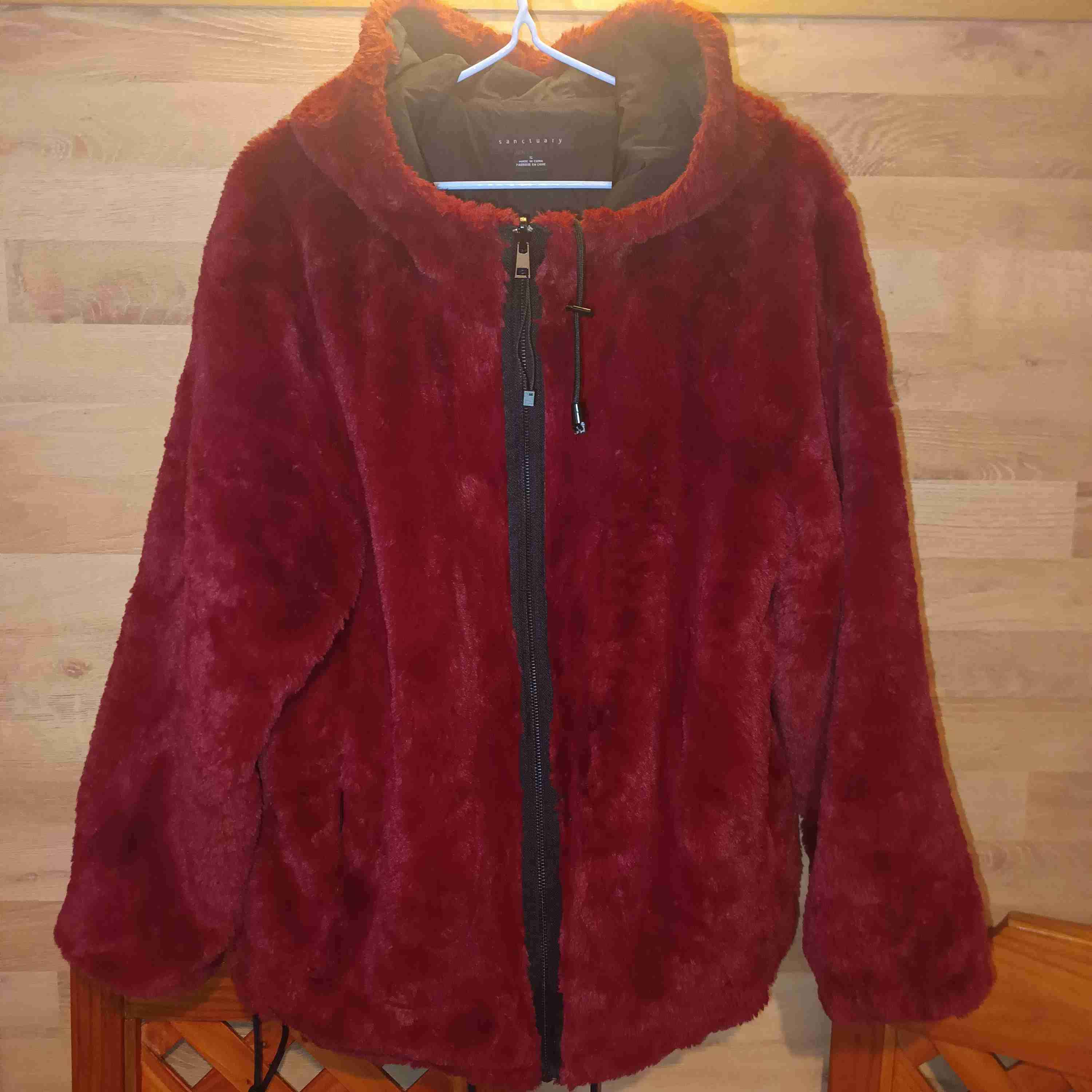 Abrigo peludo lila - miniatura 2