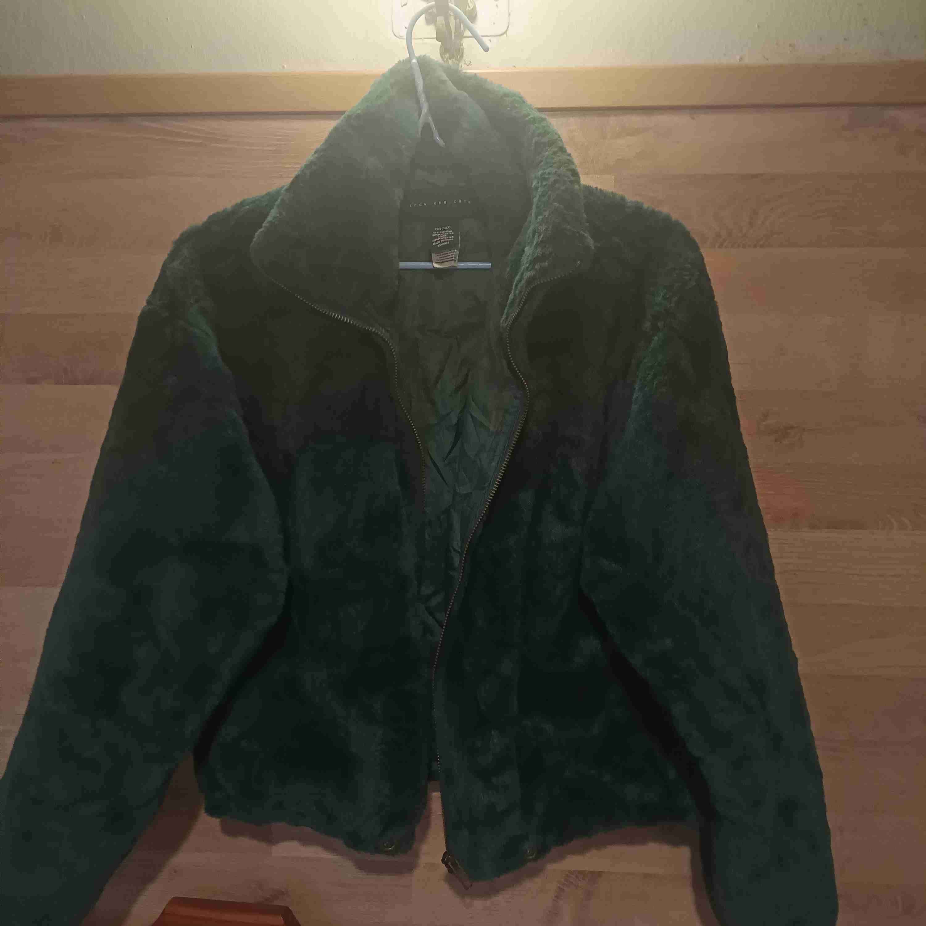 Abrigo peludo lila - miniatura 6