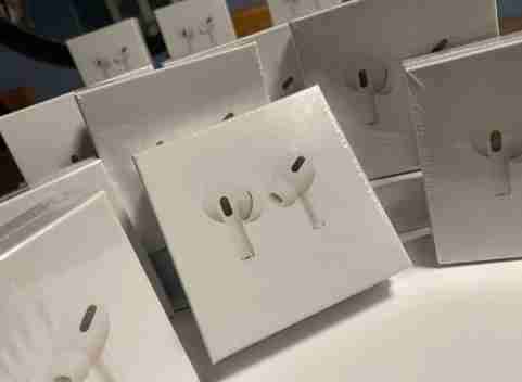 Auriculares inalámbricos nuevos - miniatura 4