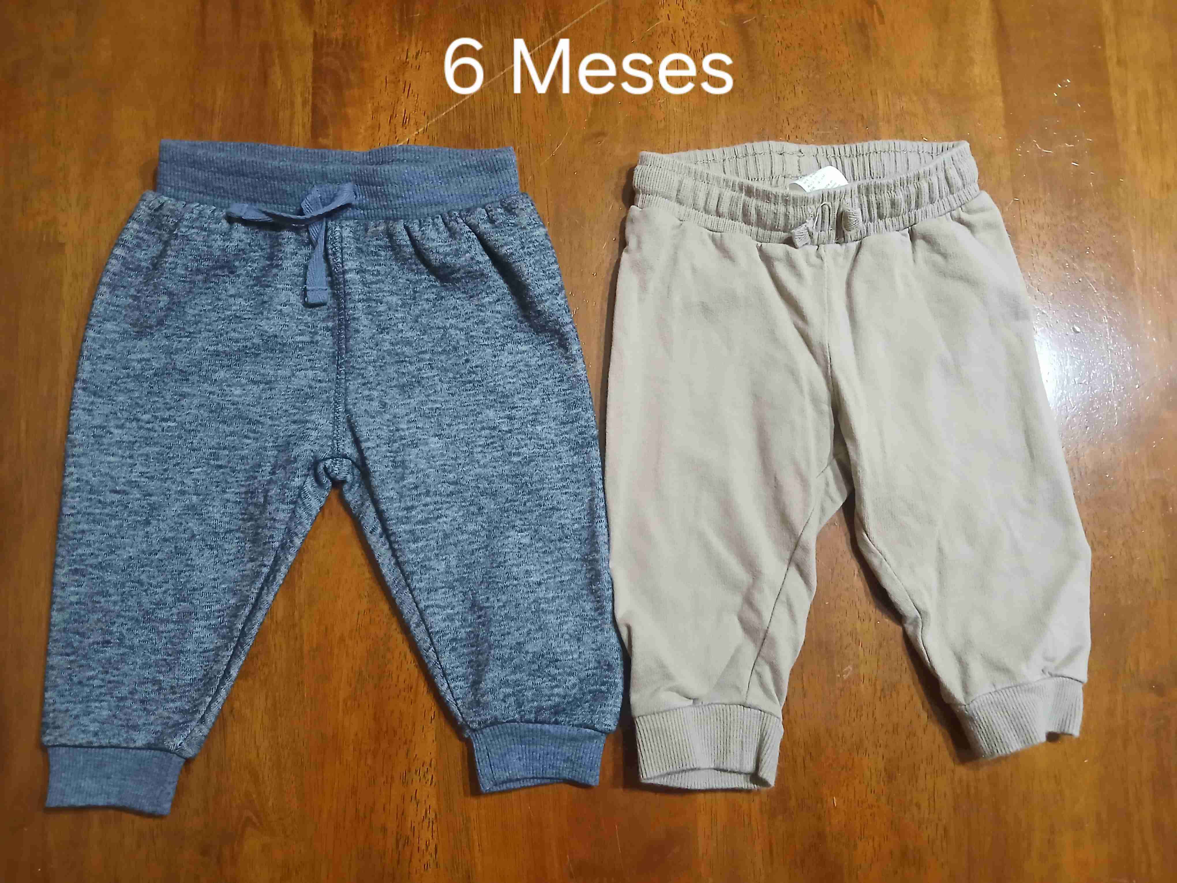 Lote de ropa de bebé hasta 18 meses - miniatura 4