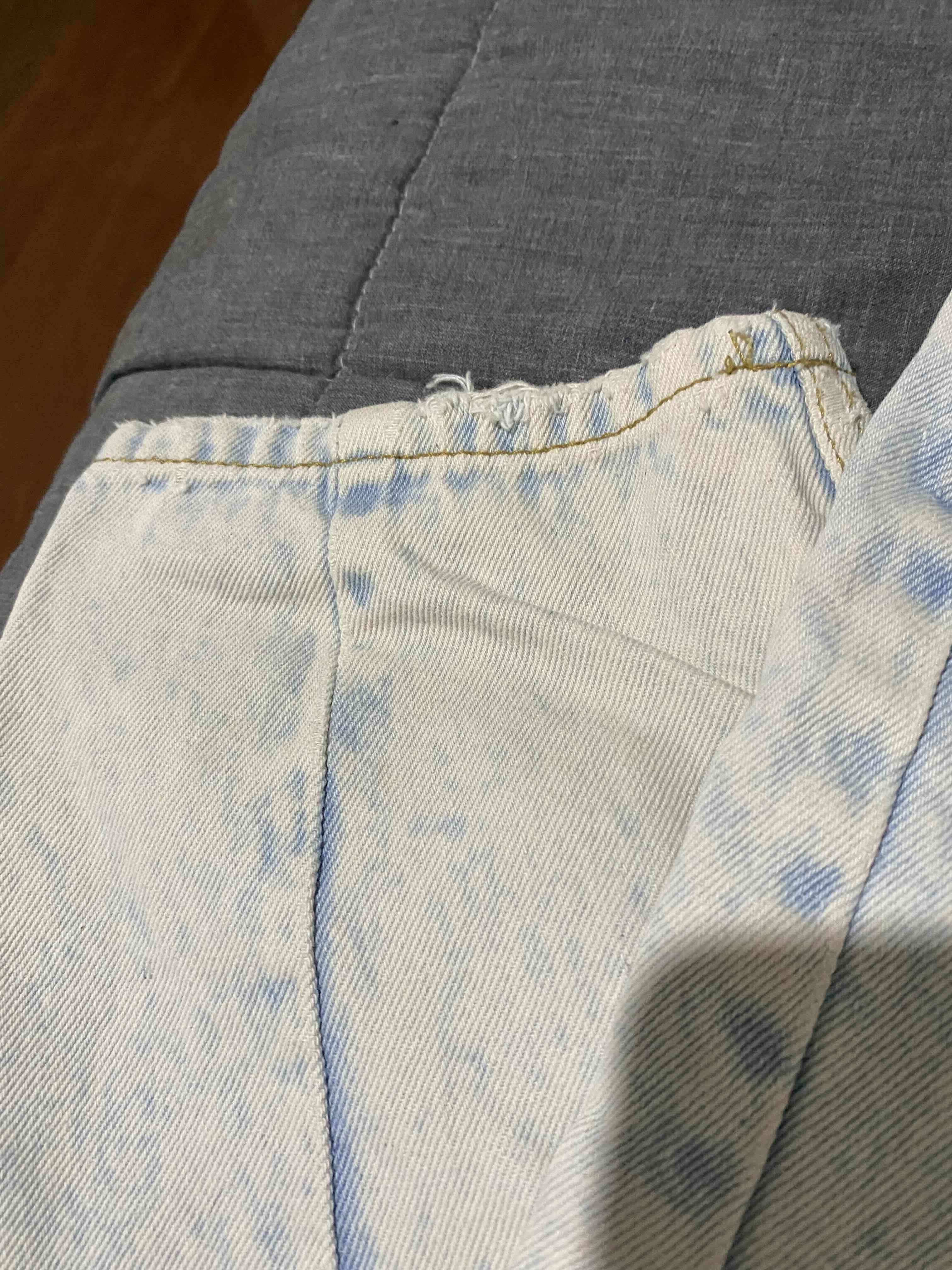 Jeans claros estilo graffiti - miniatura 4