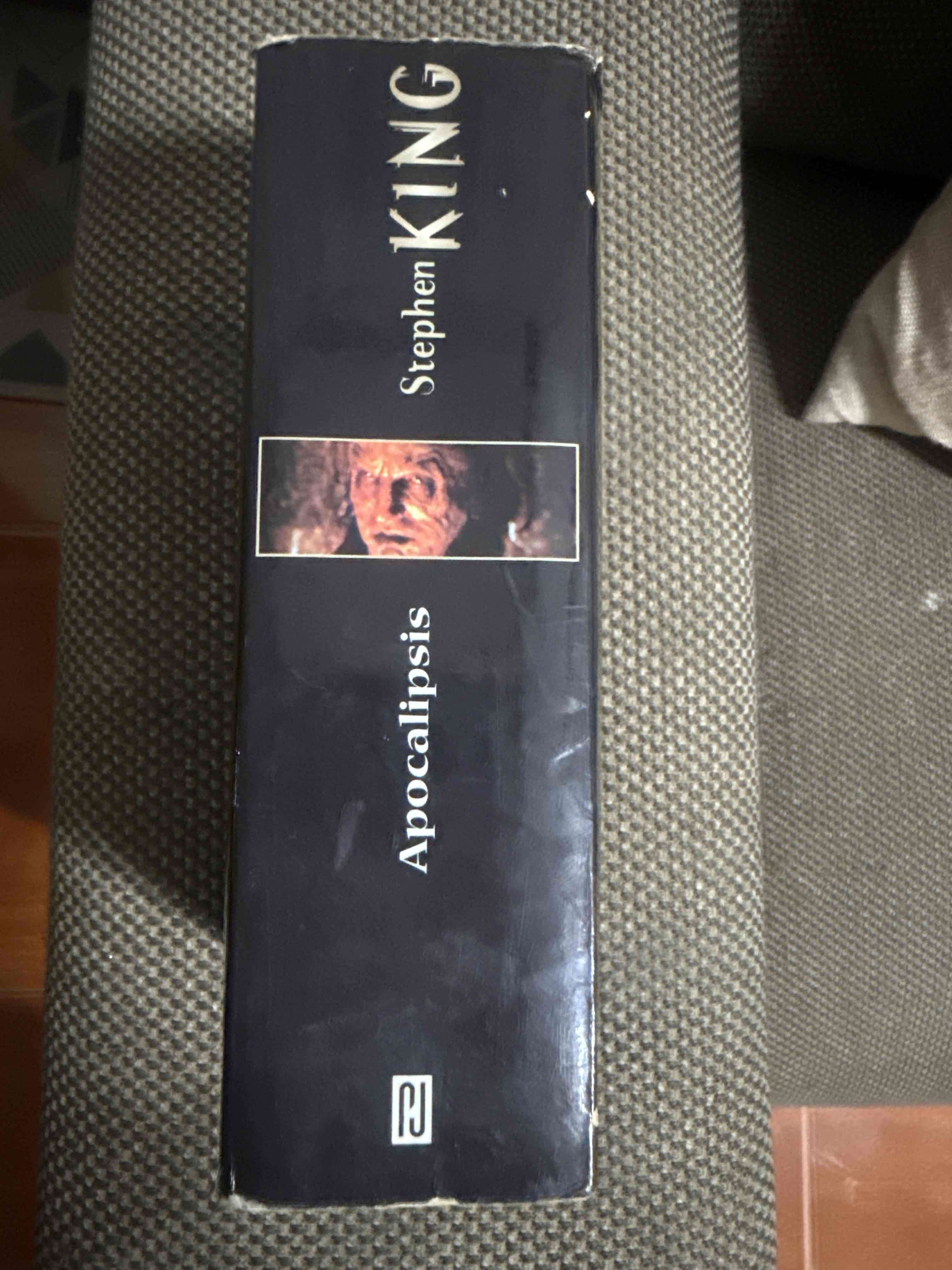 Libro Apocalipsis de Stephen King - miniatura 3