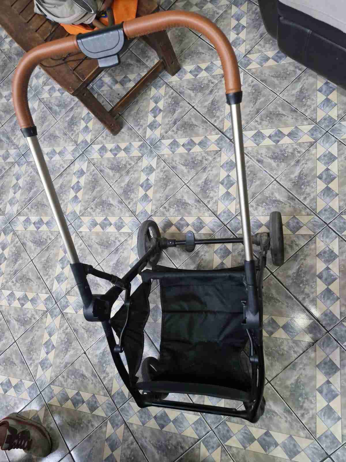 Coche bebé Bebesit - miniatura 1