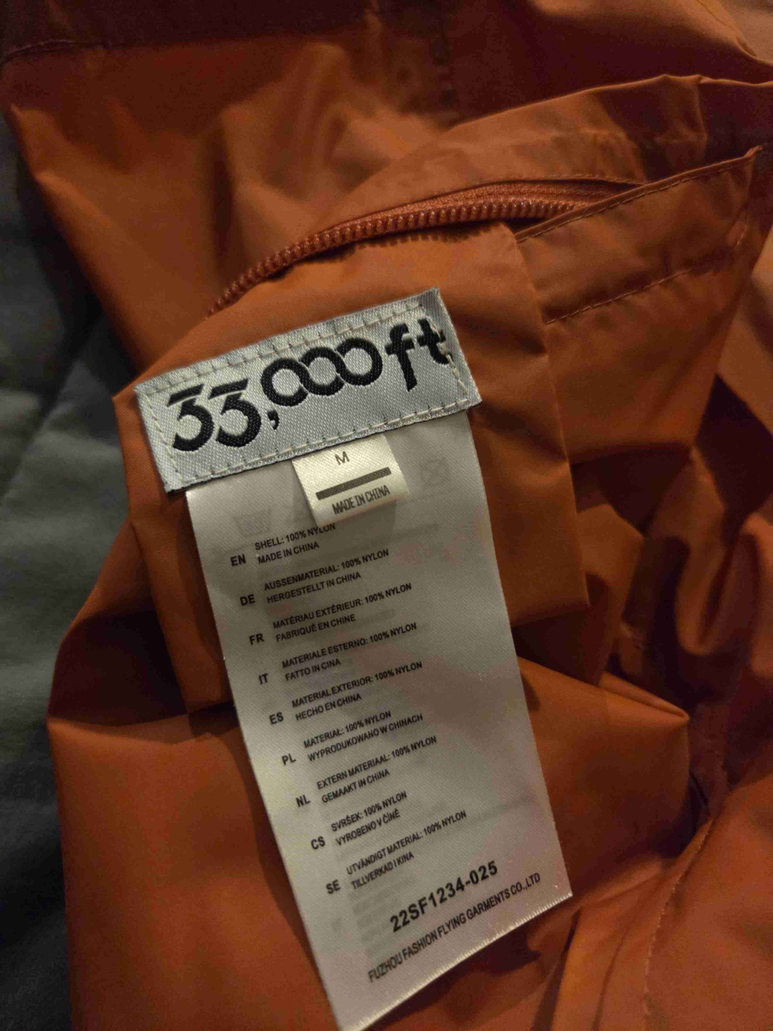 Chaqueta impermeable naranja marca 33.000 ft - miniatura 2