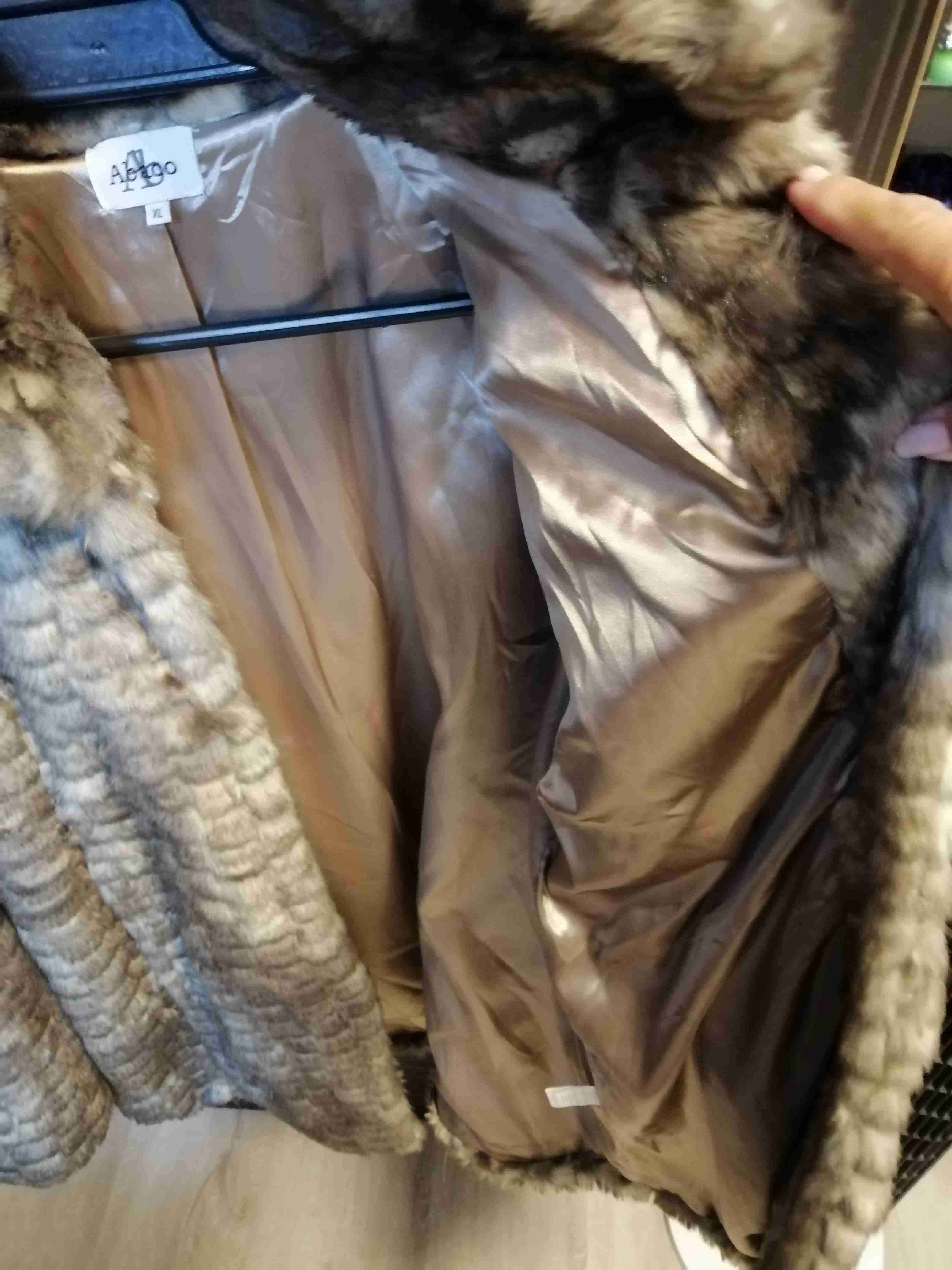 Abrigo de piel sintética beige - miniatura 3