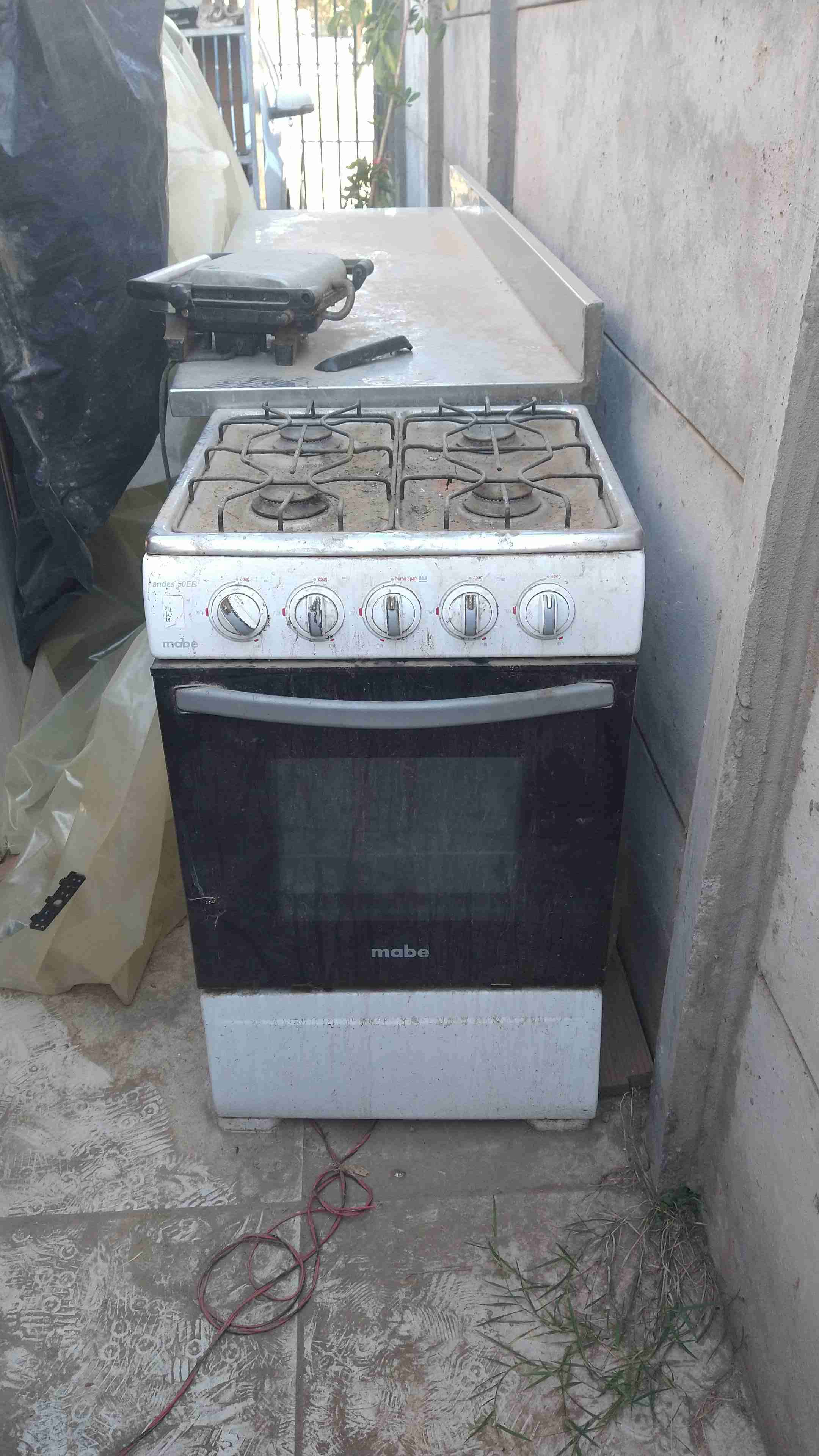 Cocina a gas Mabe usada