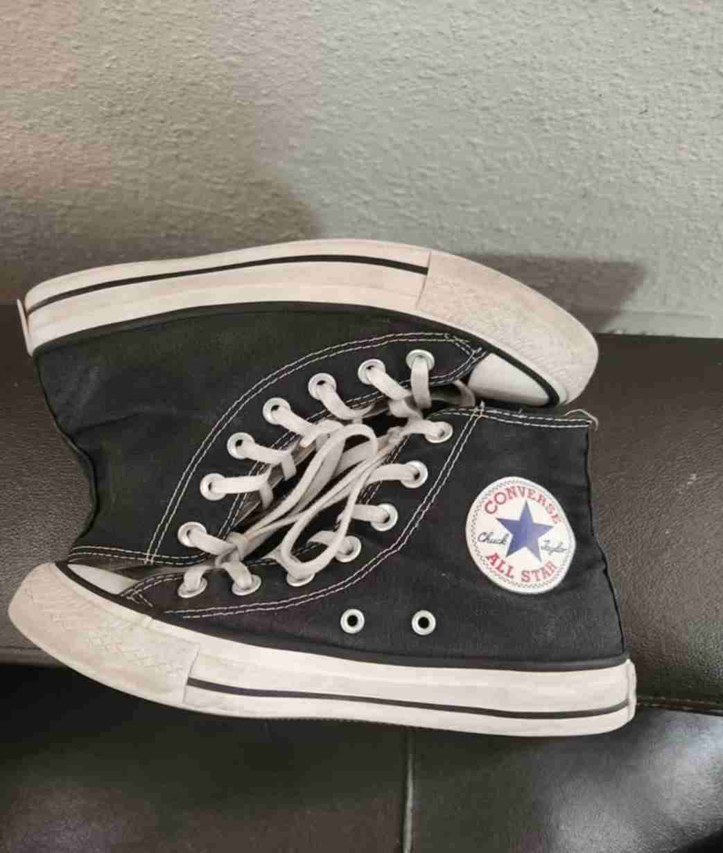 Zapatillas negras Converse - miniatura 3