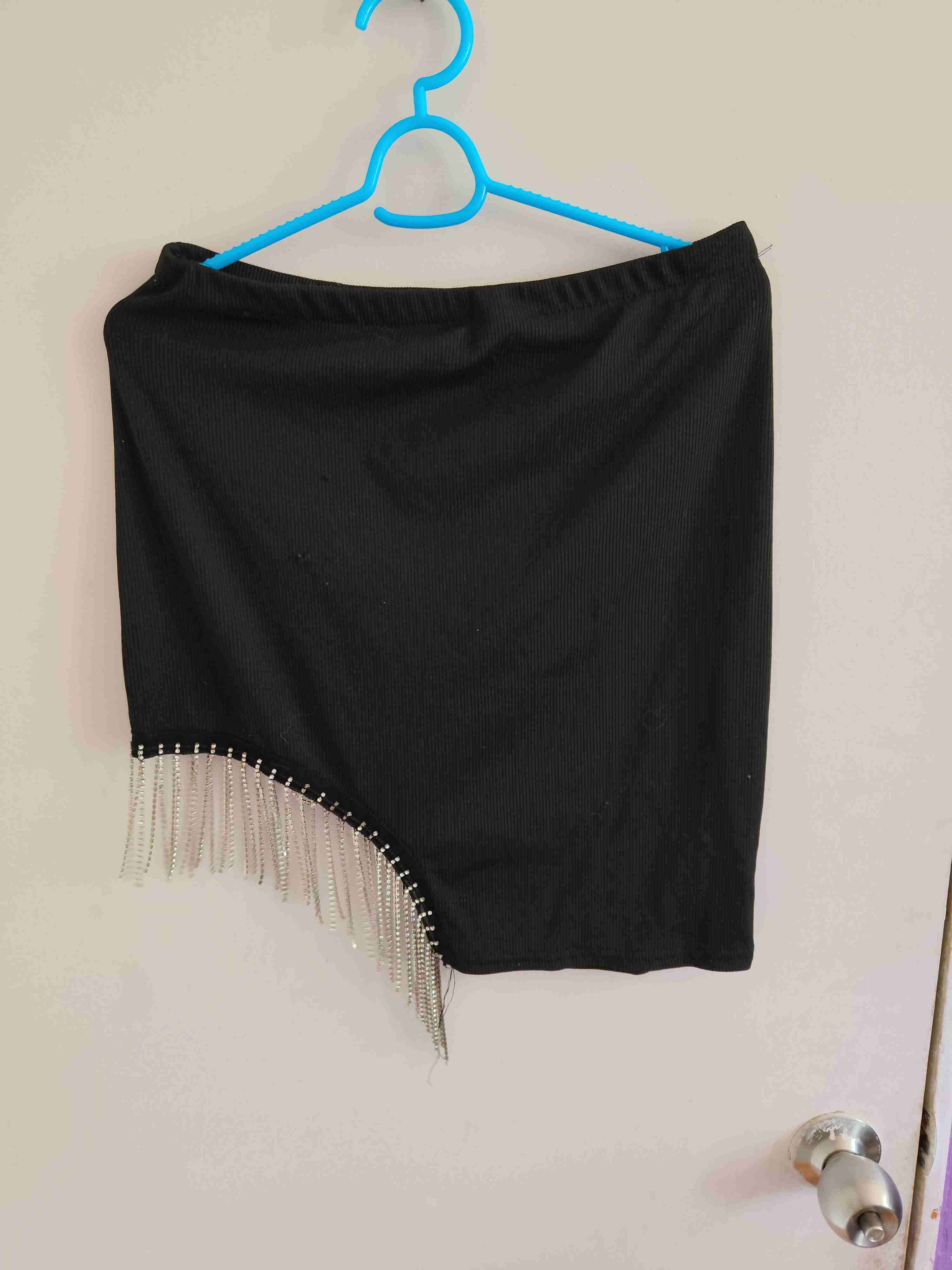 Falda corta negra con flecos - miniatura 2