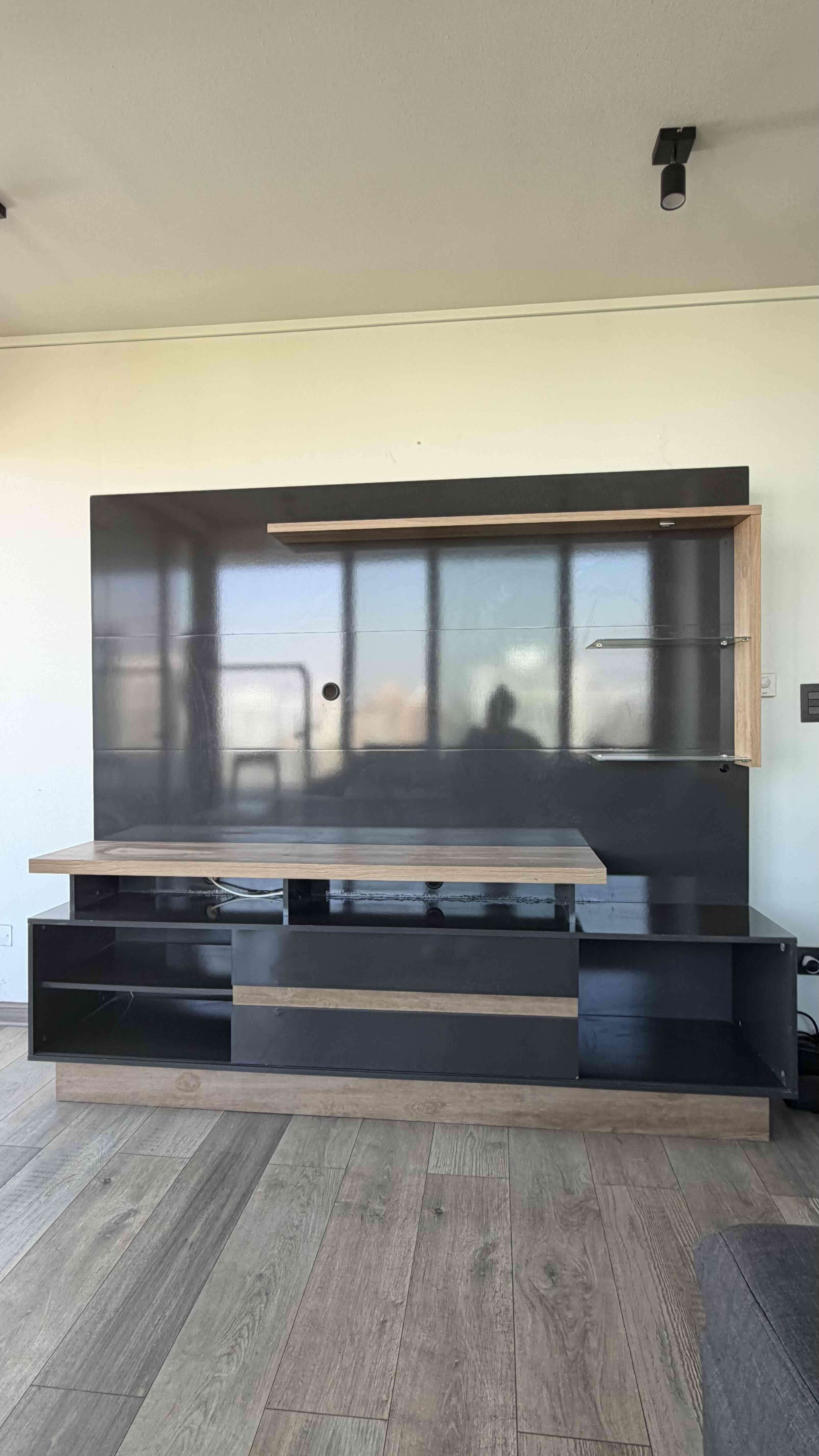 Mueble de TV con estantes - miniatura 2