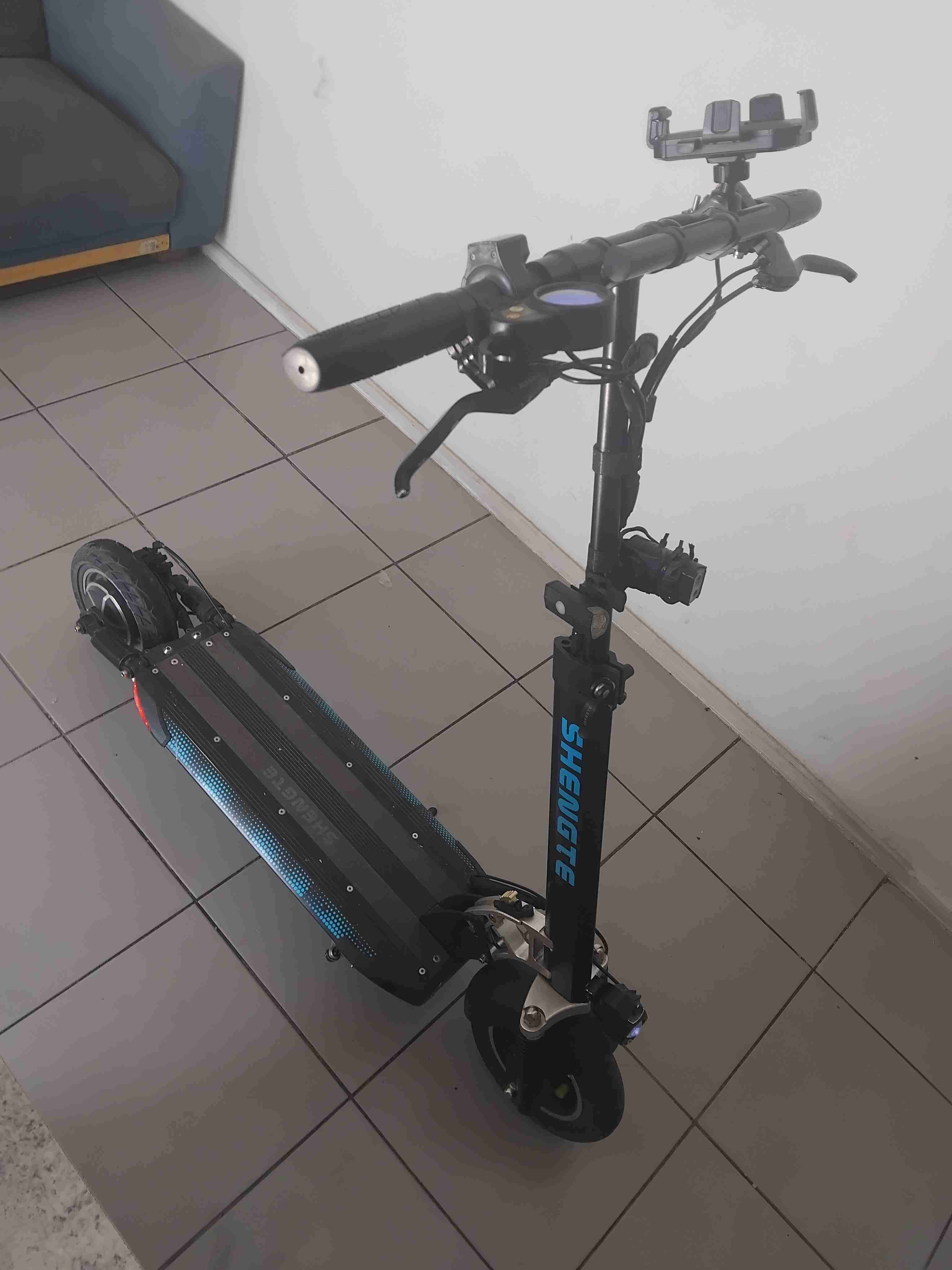 Scooter eléctrico Shengte negro - miniatura 2