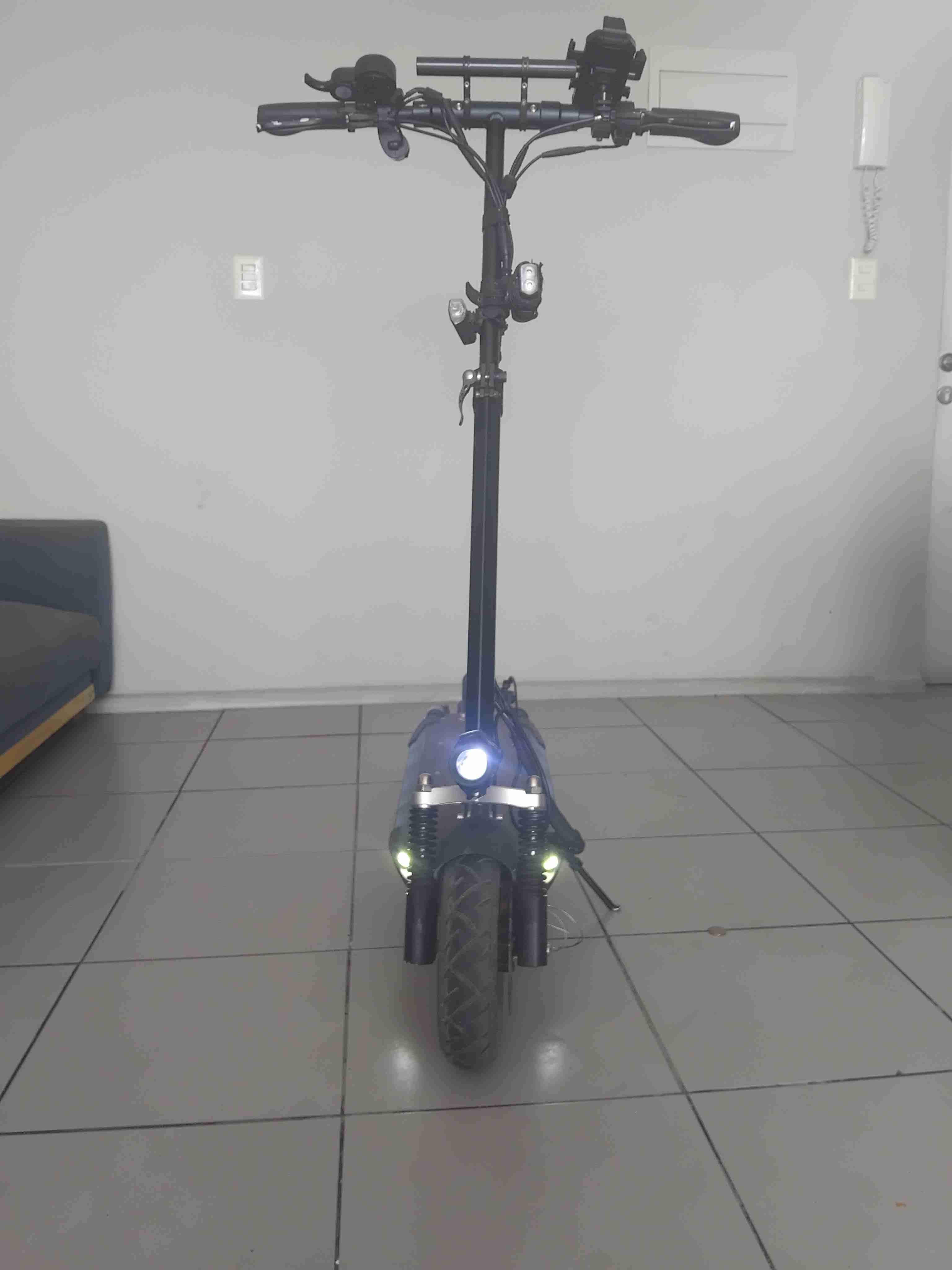 Scooter eléctrico Shengte negro - miniatura 4