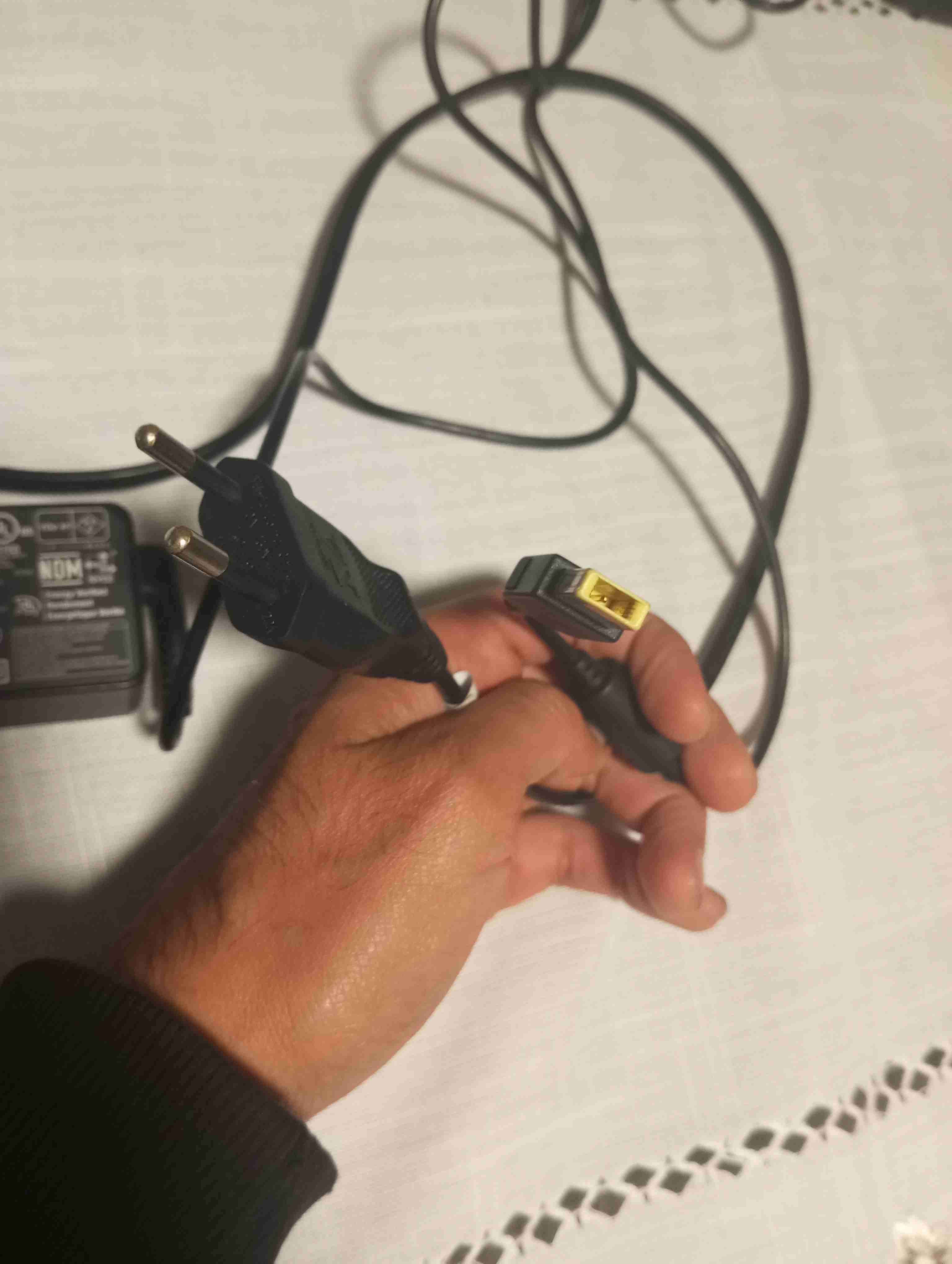 Cargador Original Lenovo 45W | Punta Rectangular - miniatura 3